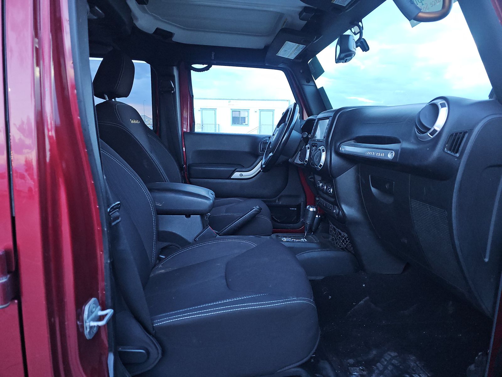 2013 Jeep Wrangler Unlimited Sahara AWD