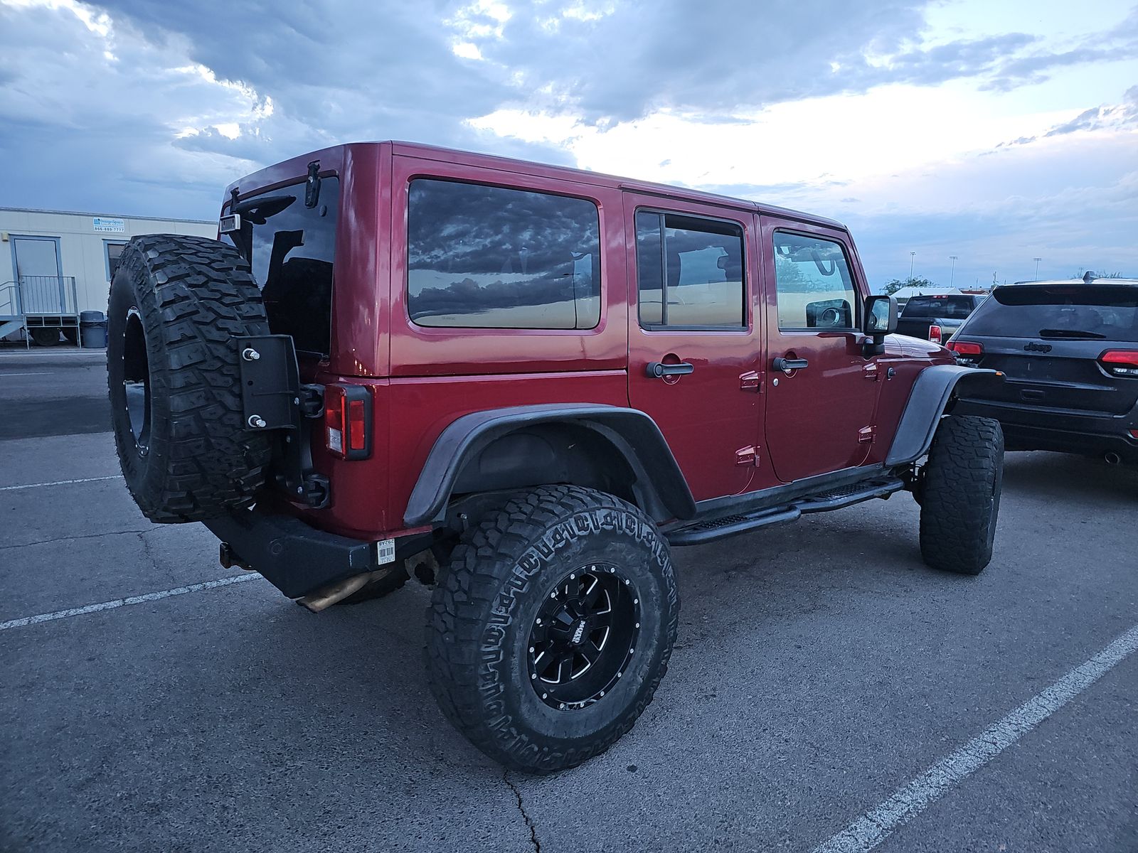 2013 Jeep Wrangler Unlimited Sahara AWD