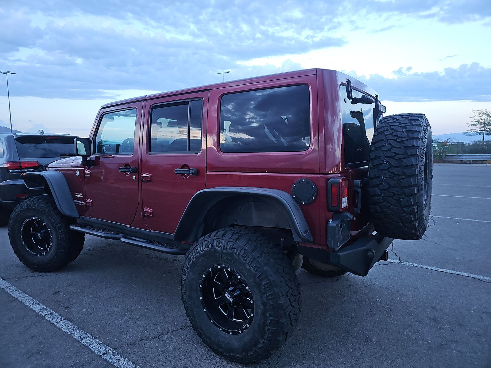 2013 Jeep Wrangler Unlimited Sahara AWD
