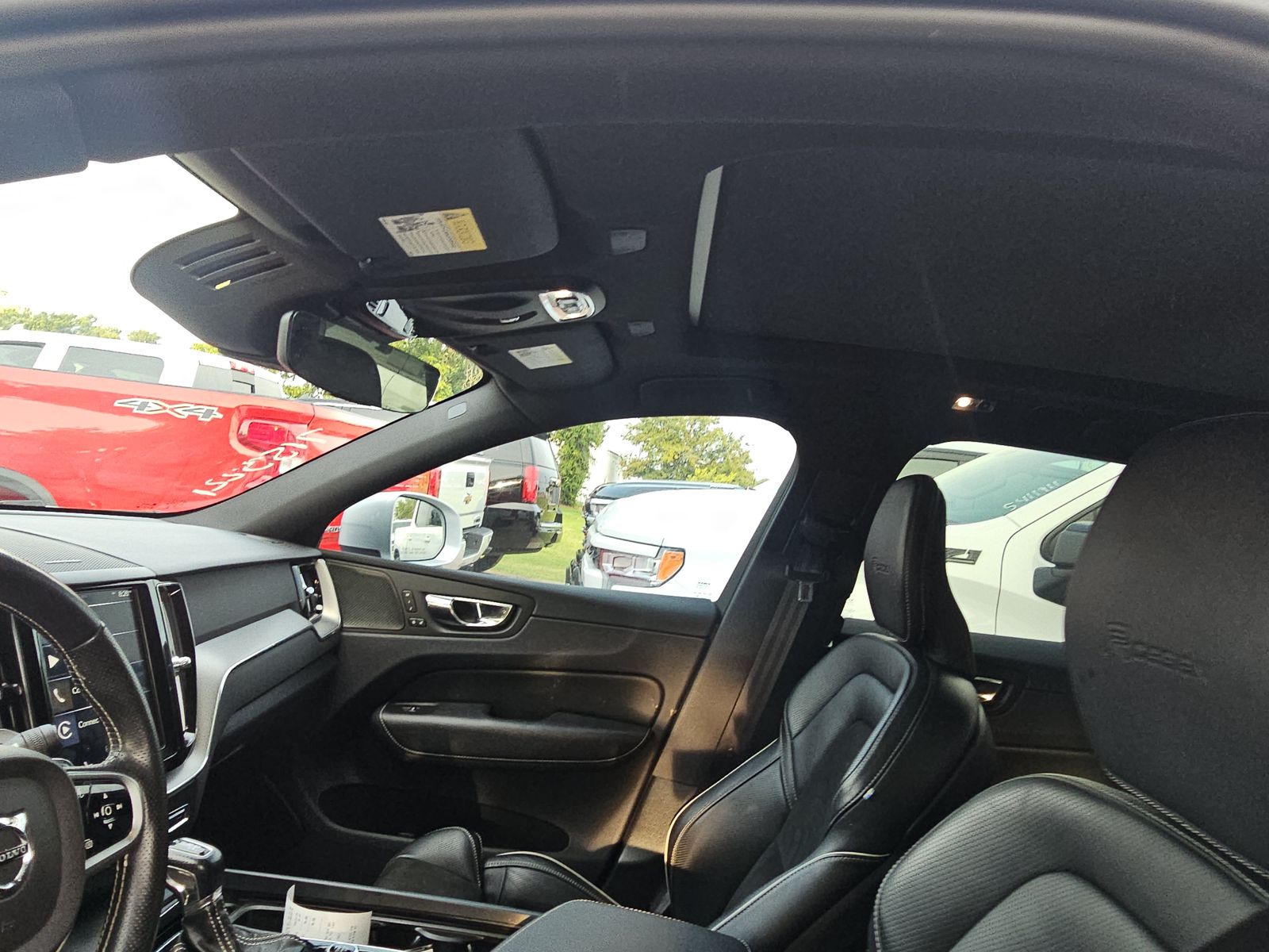 2019 Volvo XC60 T6 R-Design AWD