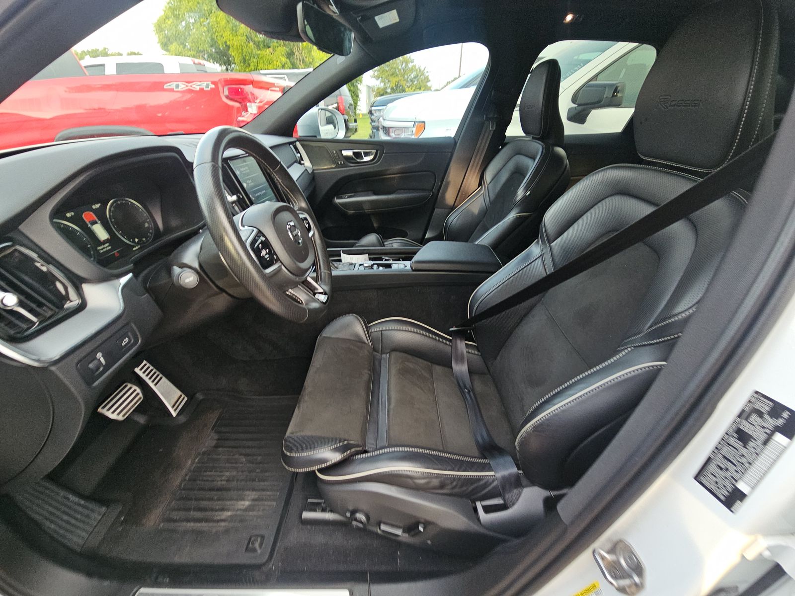 2019 Volvo XC60 T6 R-Design AWD