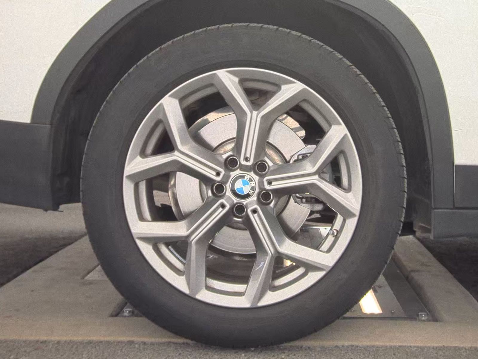 2025 BMW X4 xDrive30i AWD