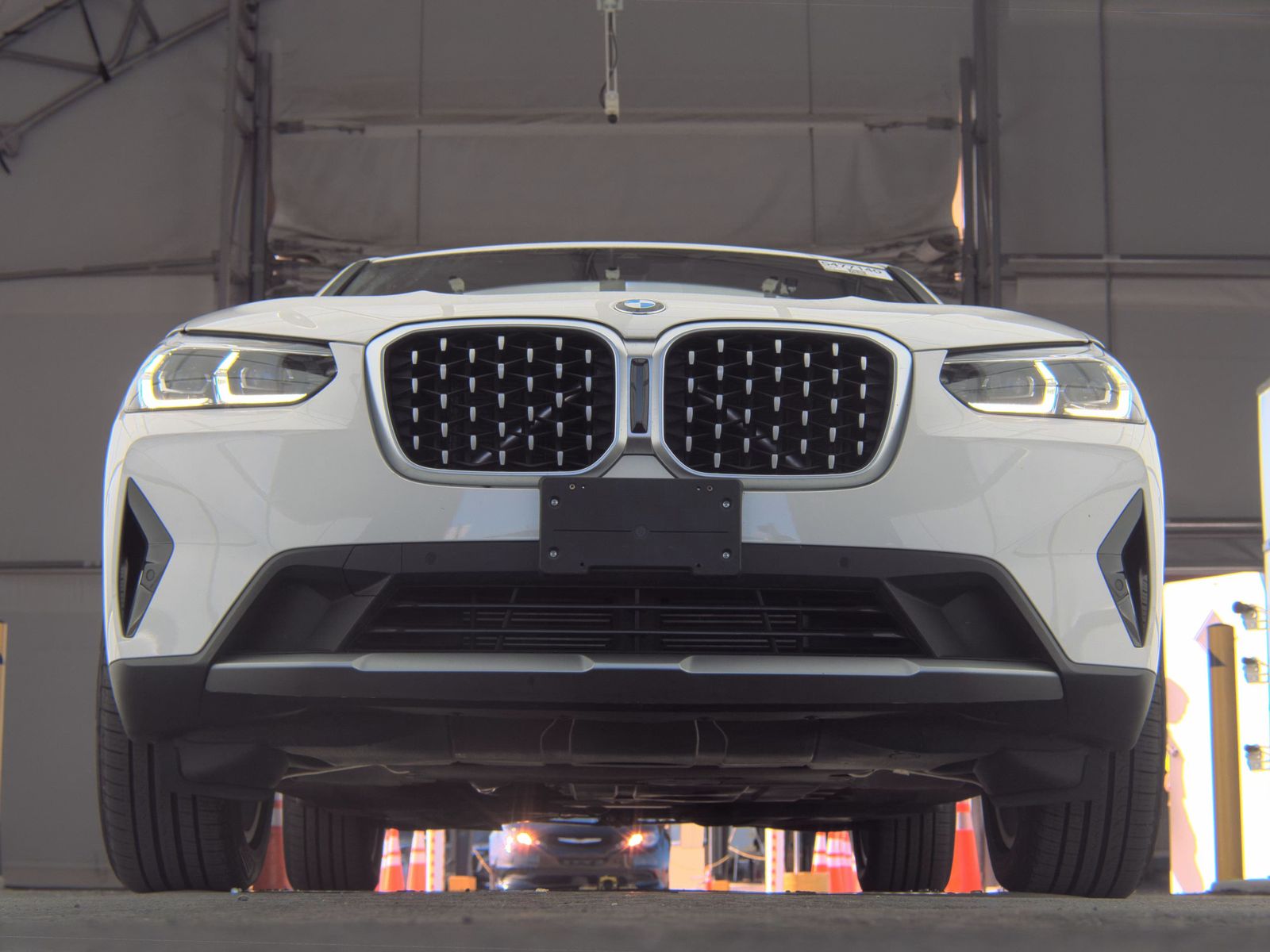 2025 BMW X4 xDrive30i AWD