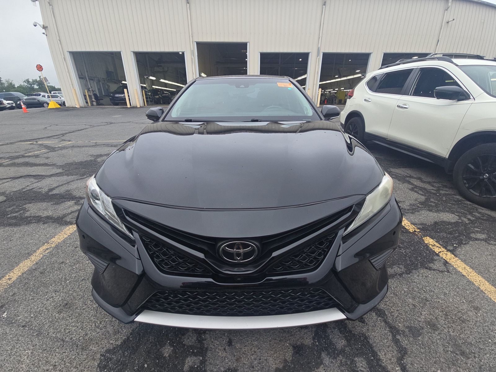 2018 Toyota Camry XSE FWD