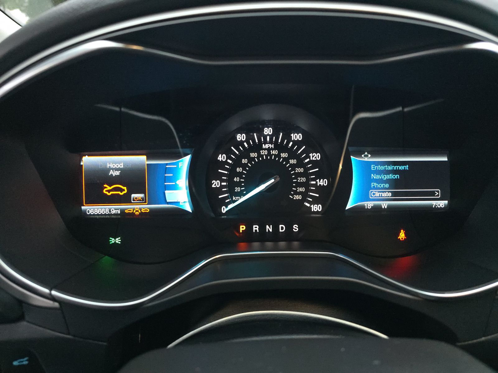 2016 Ford Fusion SE FWD