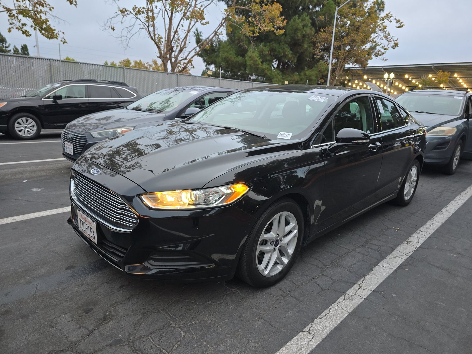 2016 Ford Fusion SE FWD