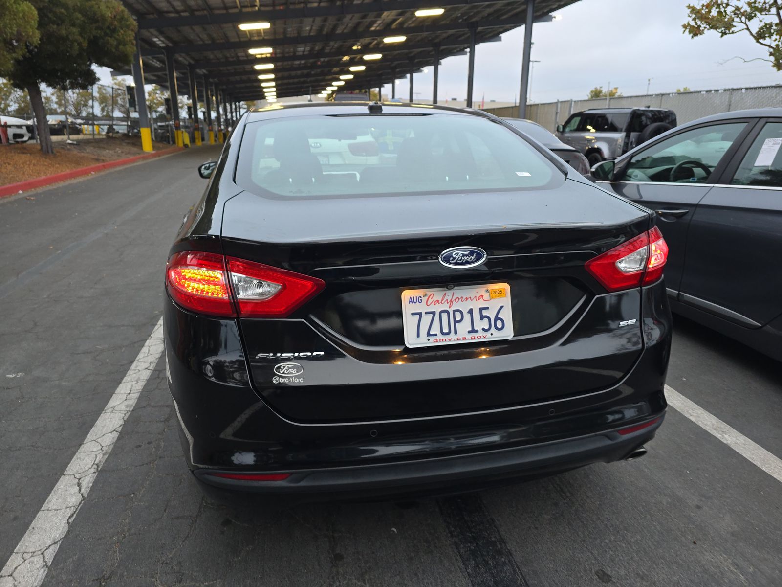 2016 Ford Fusion SE FWD