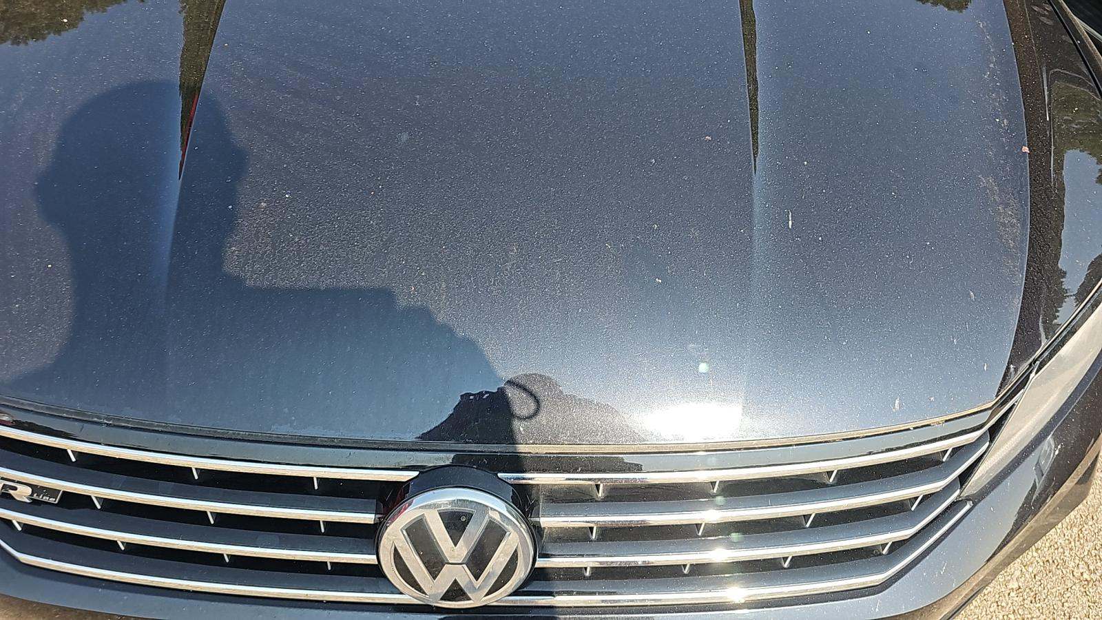 2017 Volkswagen Passat 1.8T R-Line FWD