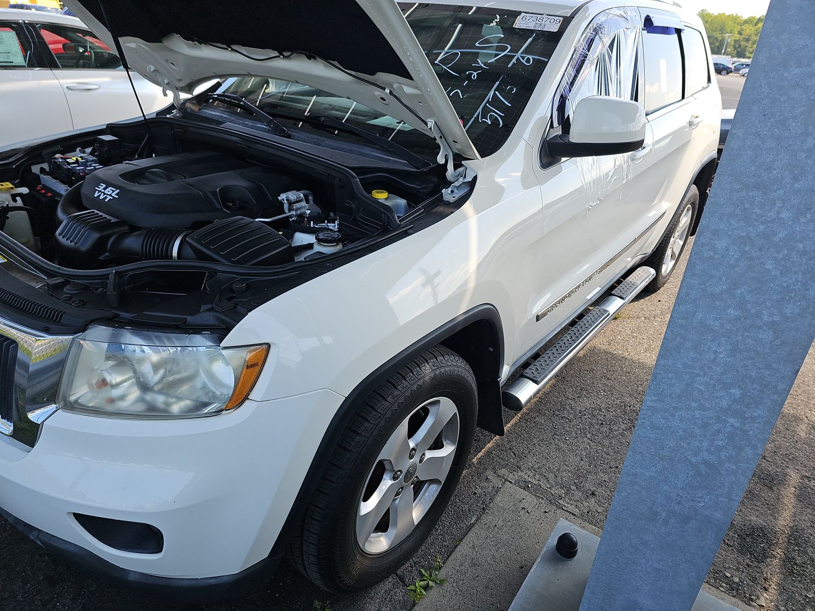2012 Jeep Grand Cherokee Laredo AWD
