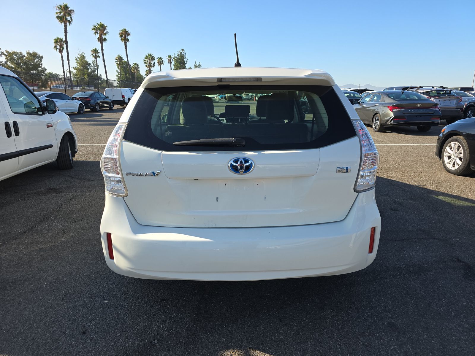 2014 Toyota Prius v Two FWD