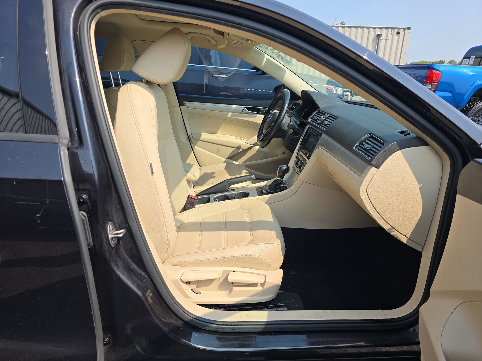 2019 Volkswagen Passat 2.0T Wolfsburg Edition FWD
