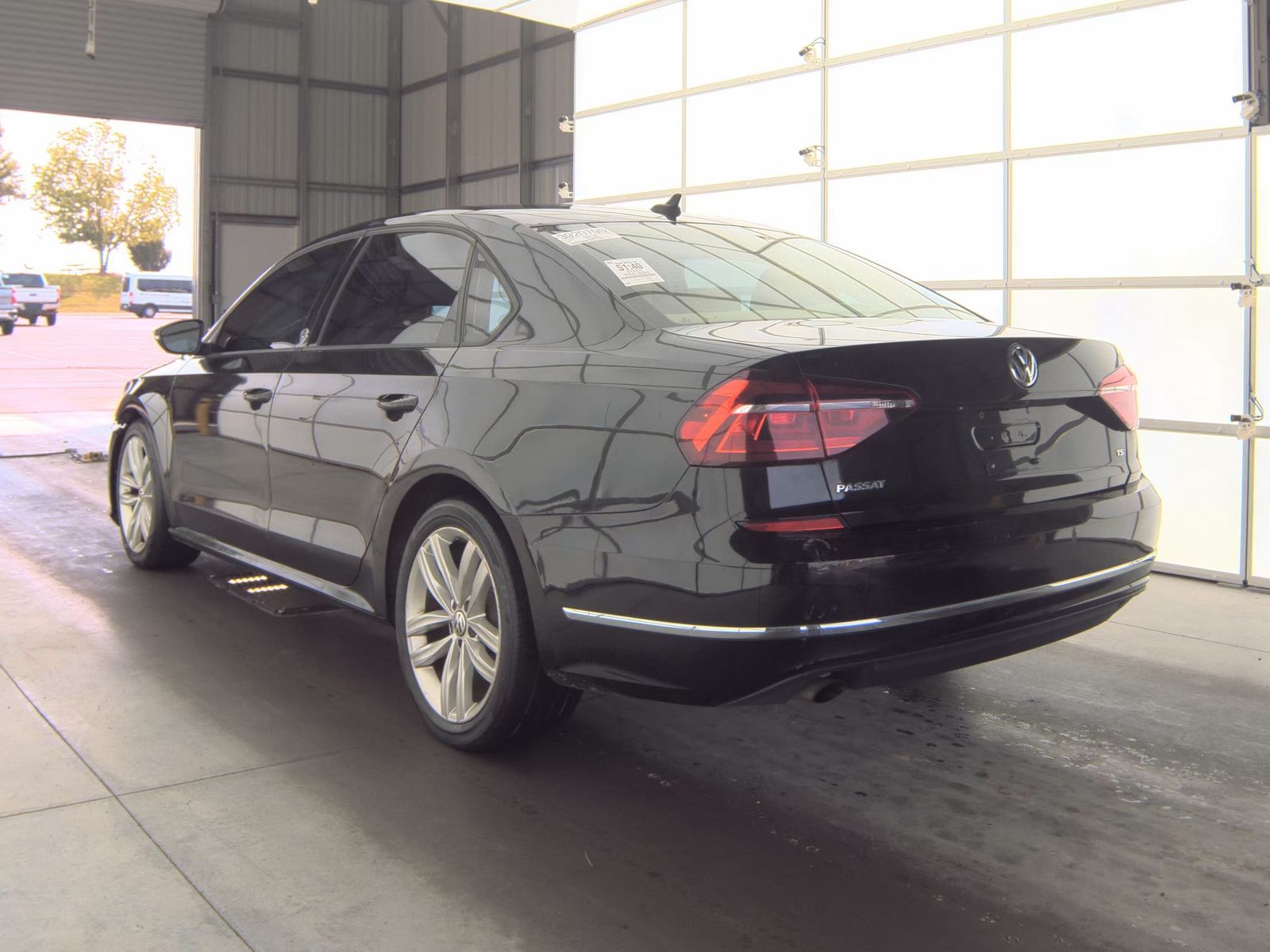 2019 Volkswagen Passat 2.0T Wolfsburg Edition FWD