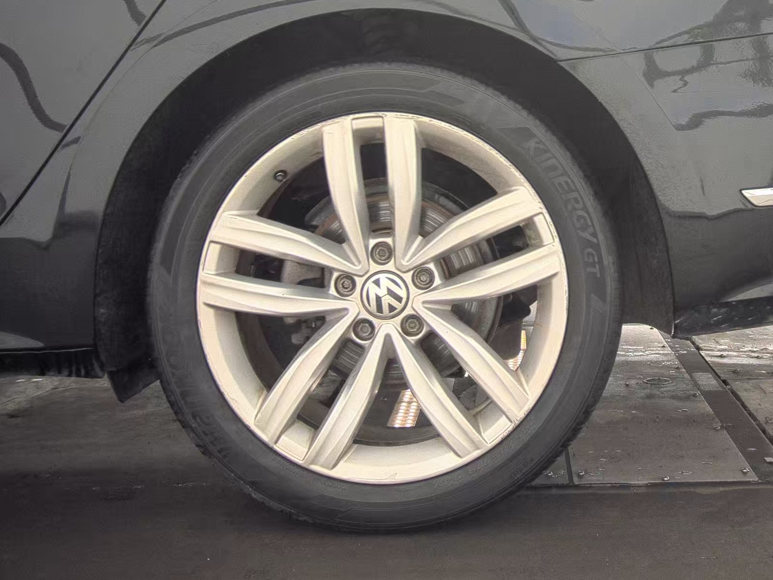 2019 Volkswagen Passat 2.0T Wolfsburg Edition FWD