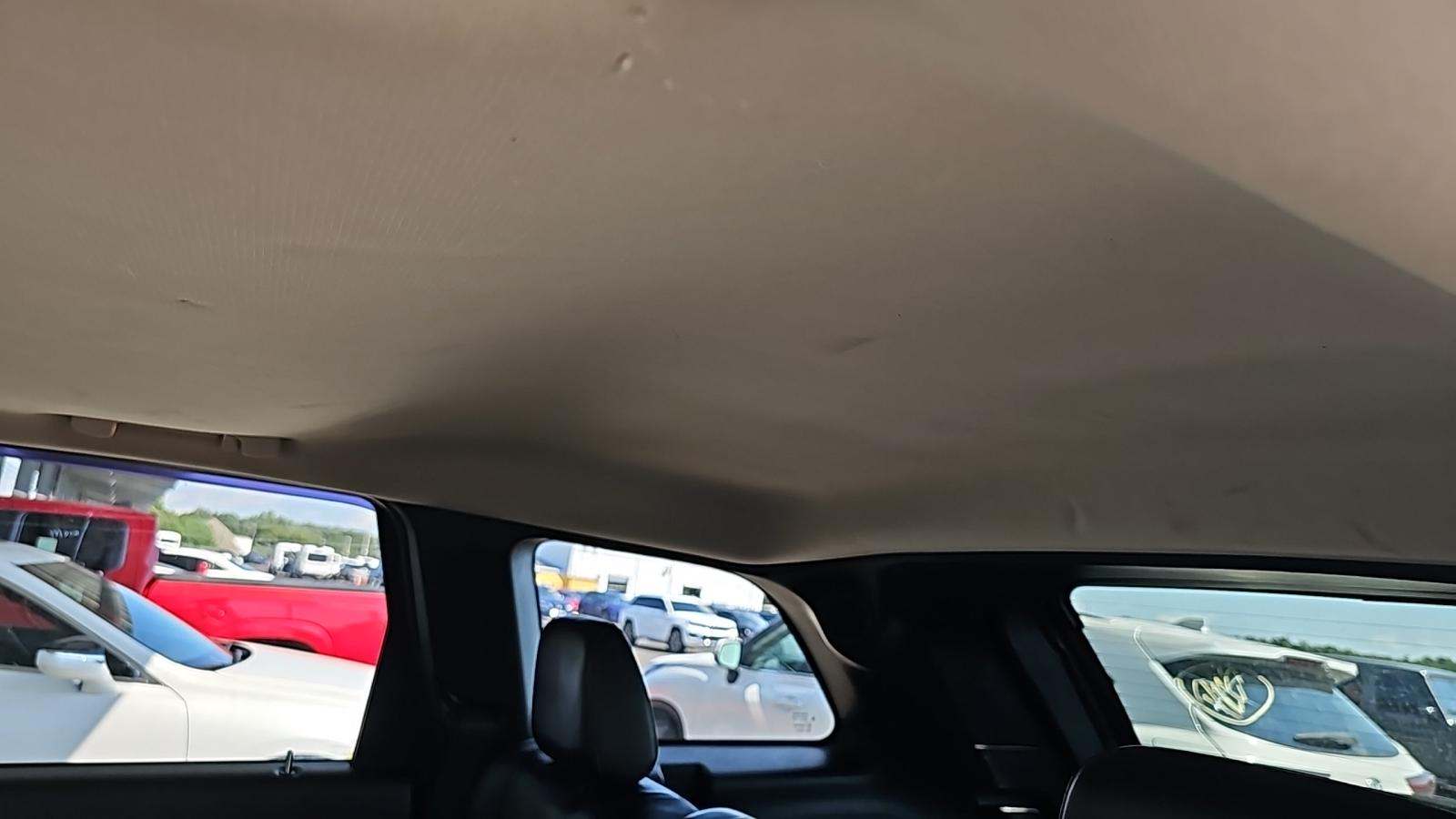 2012 Jeep Grand Cherokee Laredo AWD