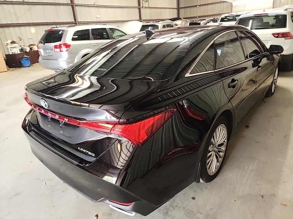 2020 Toyota Avalon Limited FWD