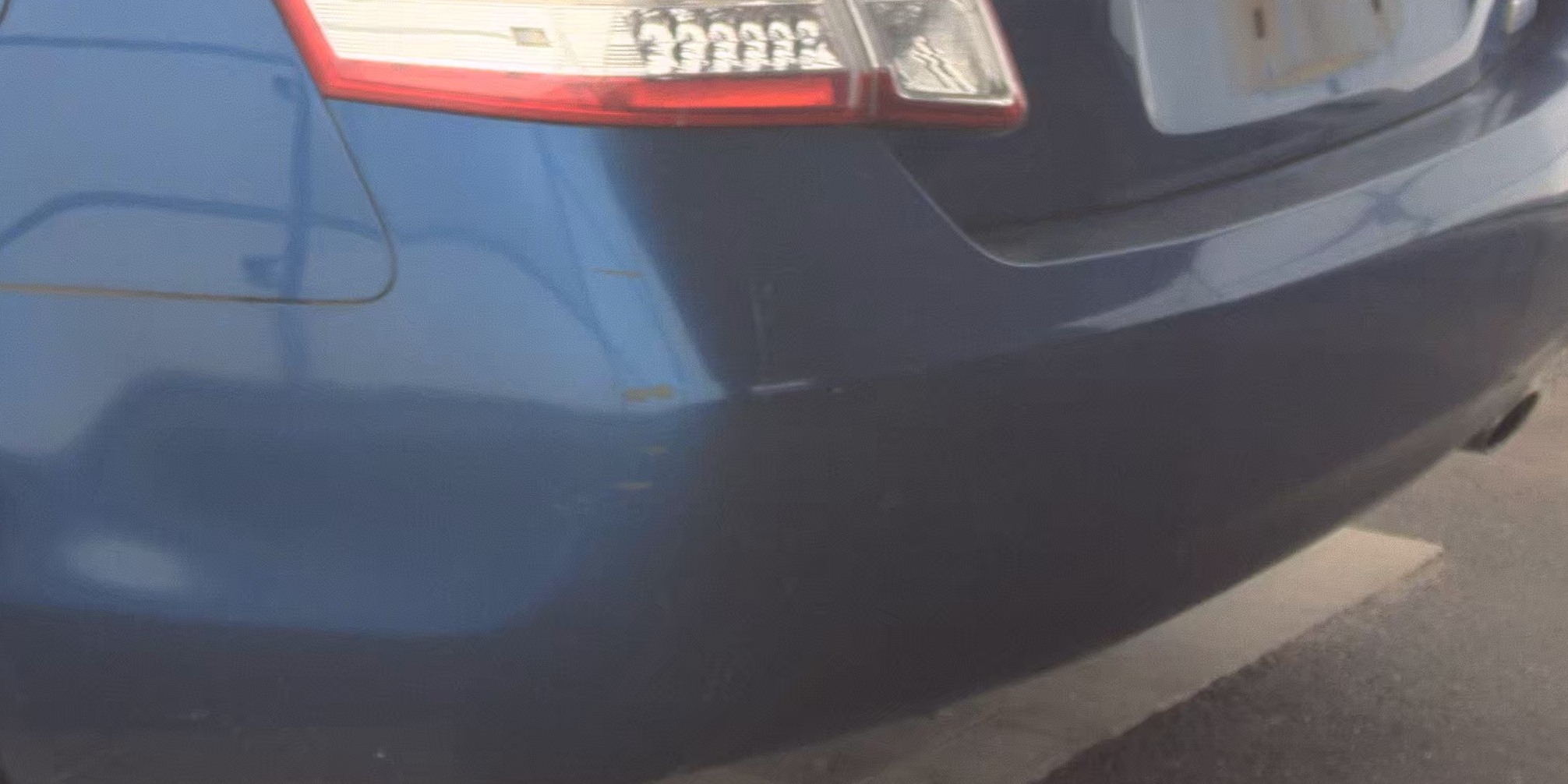 2011 Toyota Camry Hybrid FWD