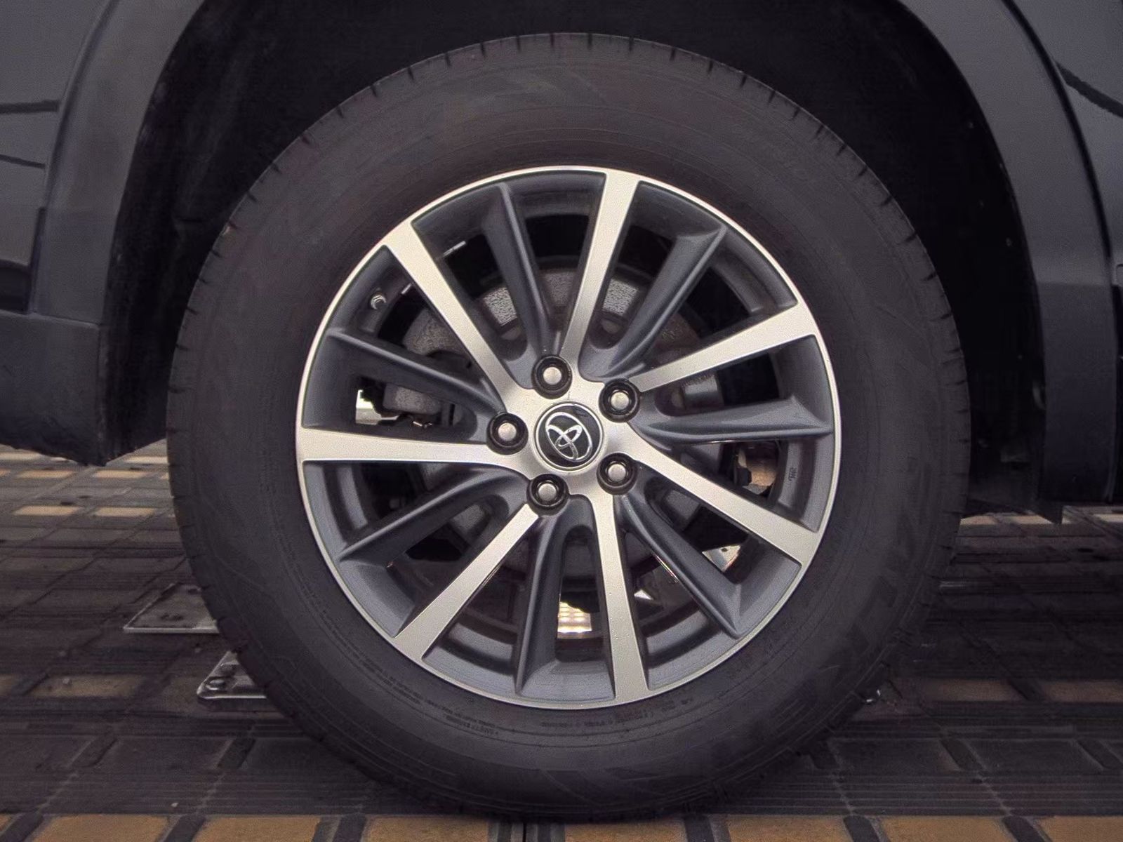 2017 Toyota Highlander XLE AWD