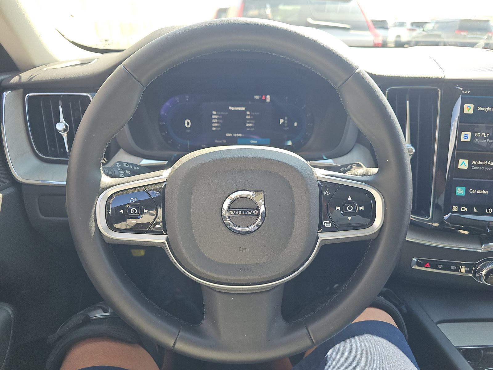 2025 Volvo XC60 B5 Plus AWD