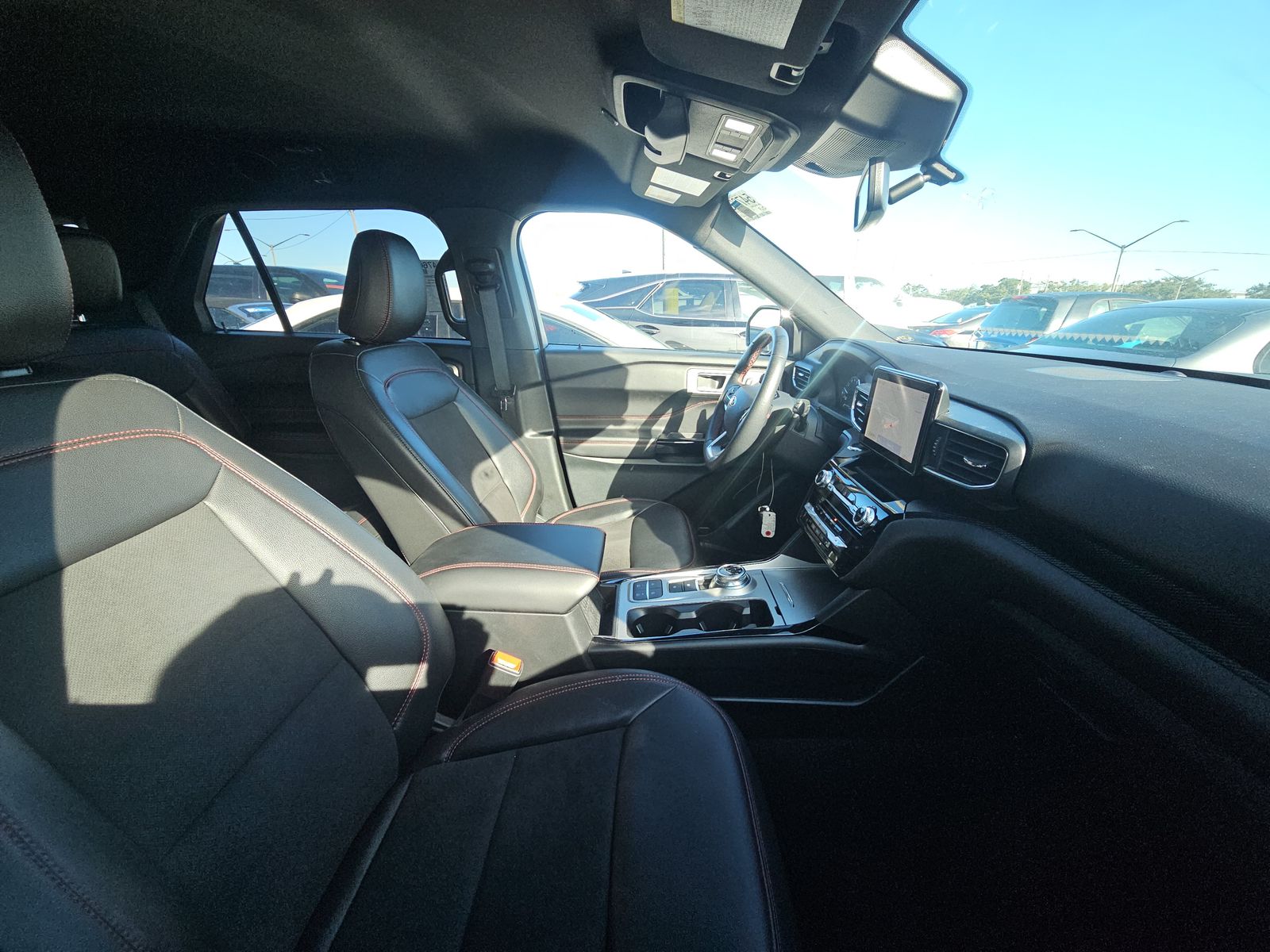 FORD EXPLORER - 9