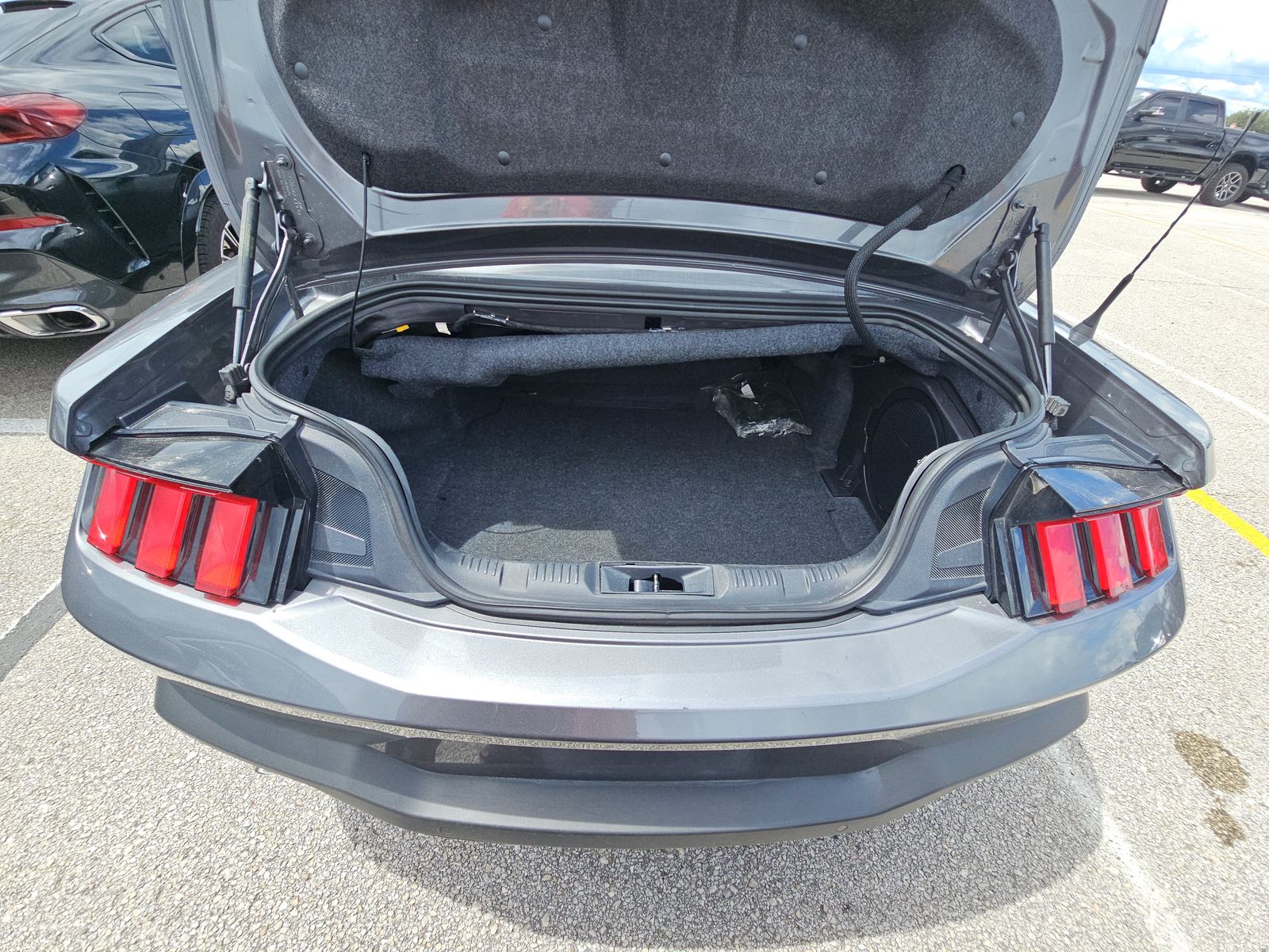 2024 Ford Mustang EcoBoost Premium RWD