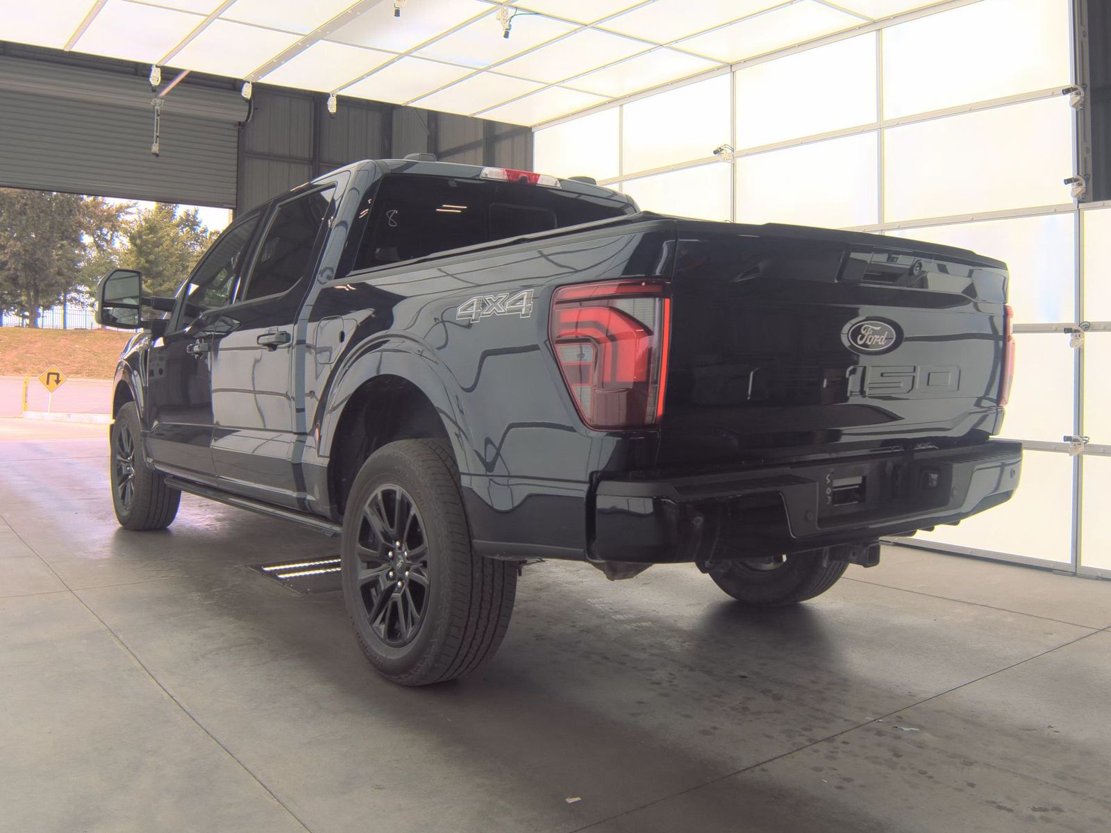 2024 Ford F-150 Platinum AWD