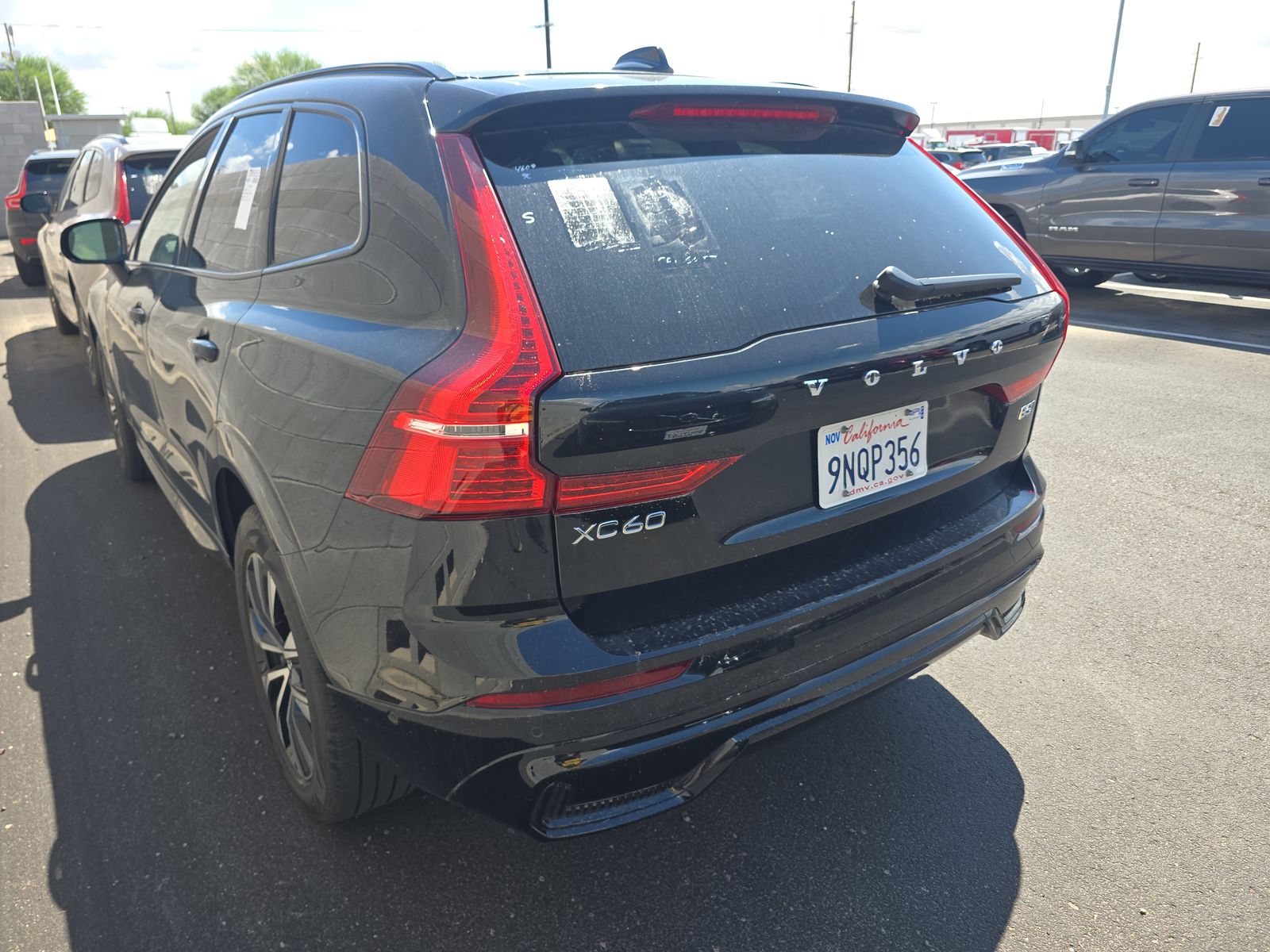 2025 Volvo XC60 B5 Plus AWD