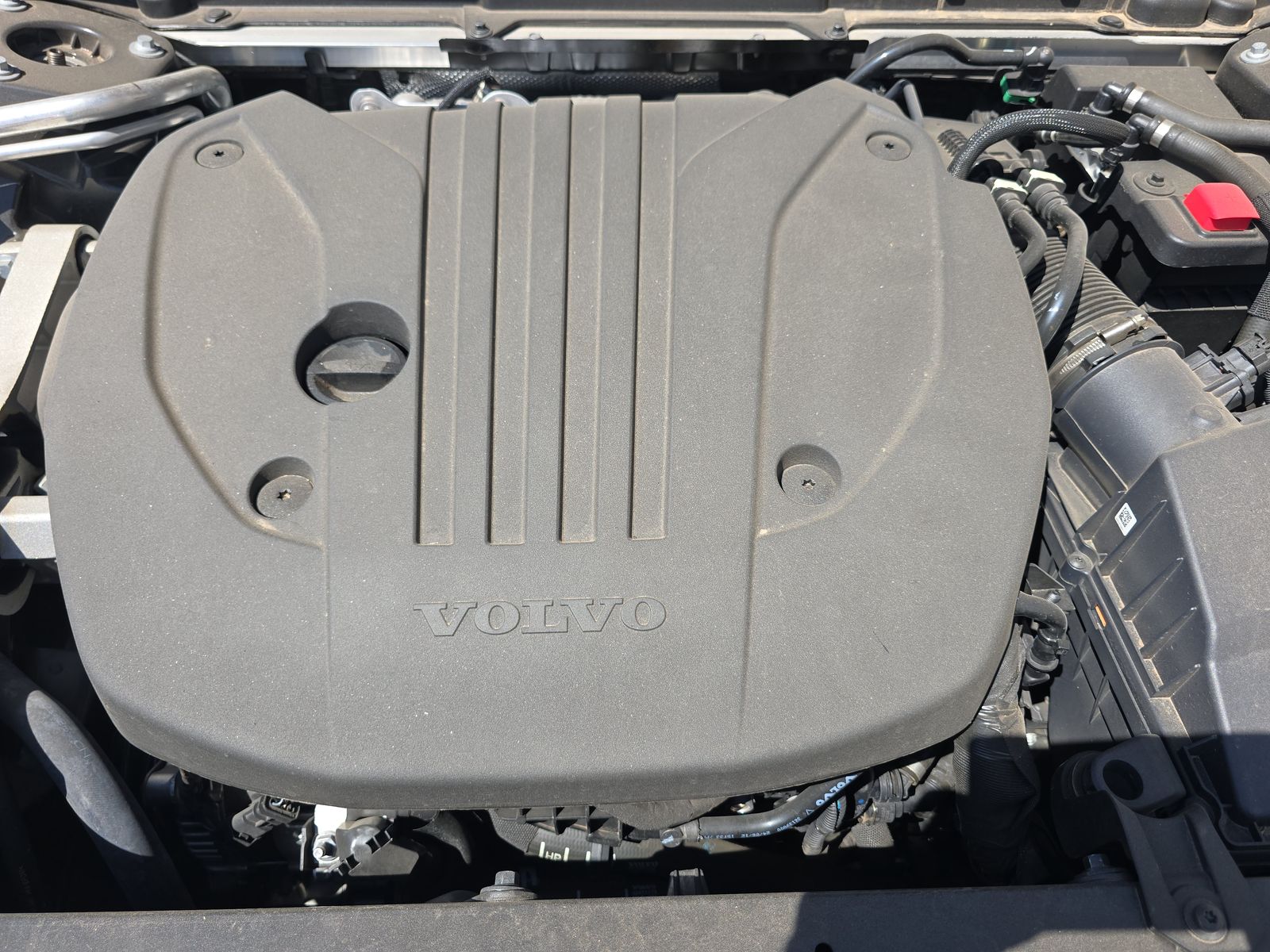 2025 Volvo XC60 B5 Plus AWD