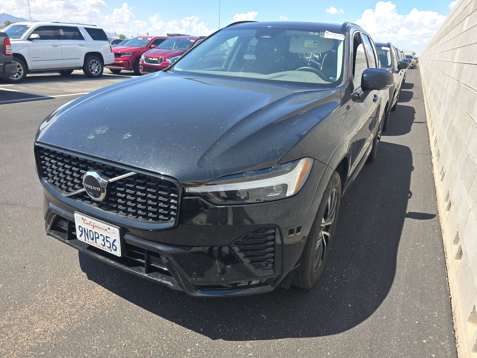 2025 Volvo XC60 B5 Plus AWD