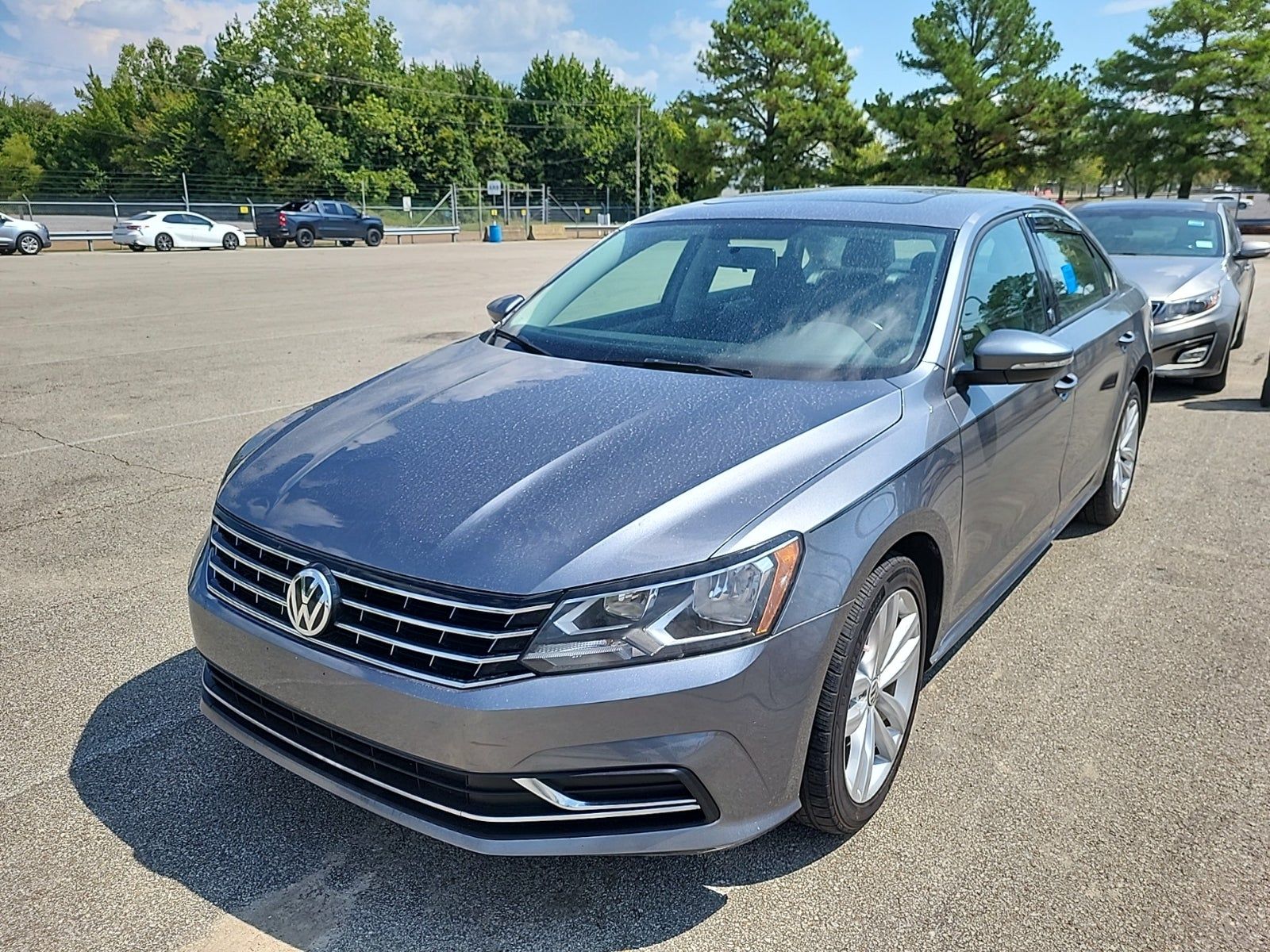 2019 Volkswagen Passat 2.0T Wolfsburg Edition FWD