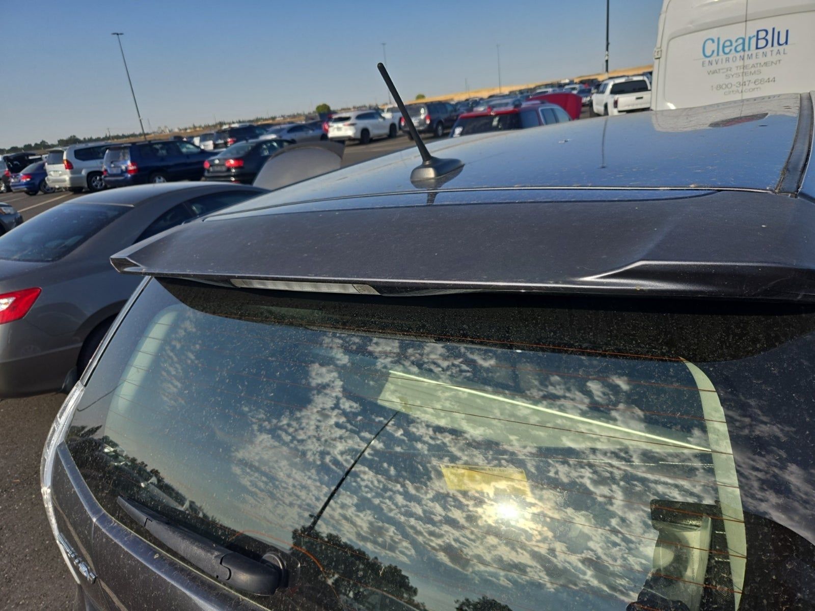 2014 Toyota Prius v Three FWD