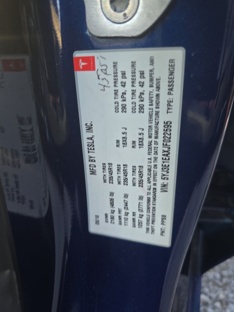 2018 Tesla Model 3 Long Range FWD