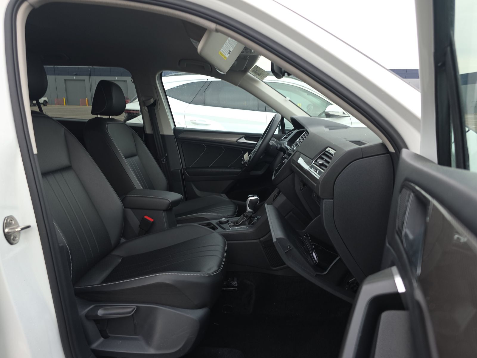 2024 Volkswagen Tiguan 2.0T SE AWD