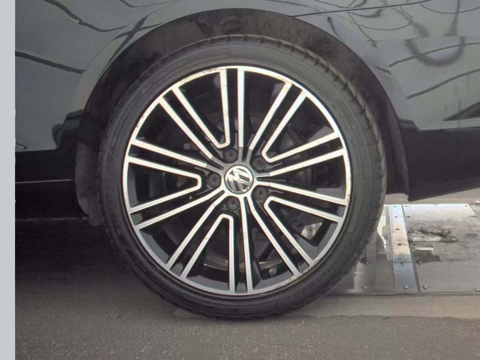 2014 Volkswagen Eos 2.0T Sport FWD