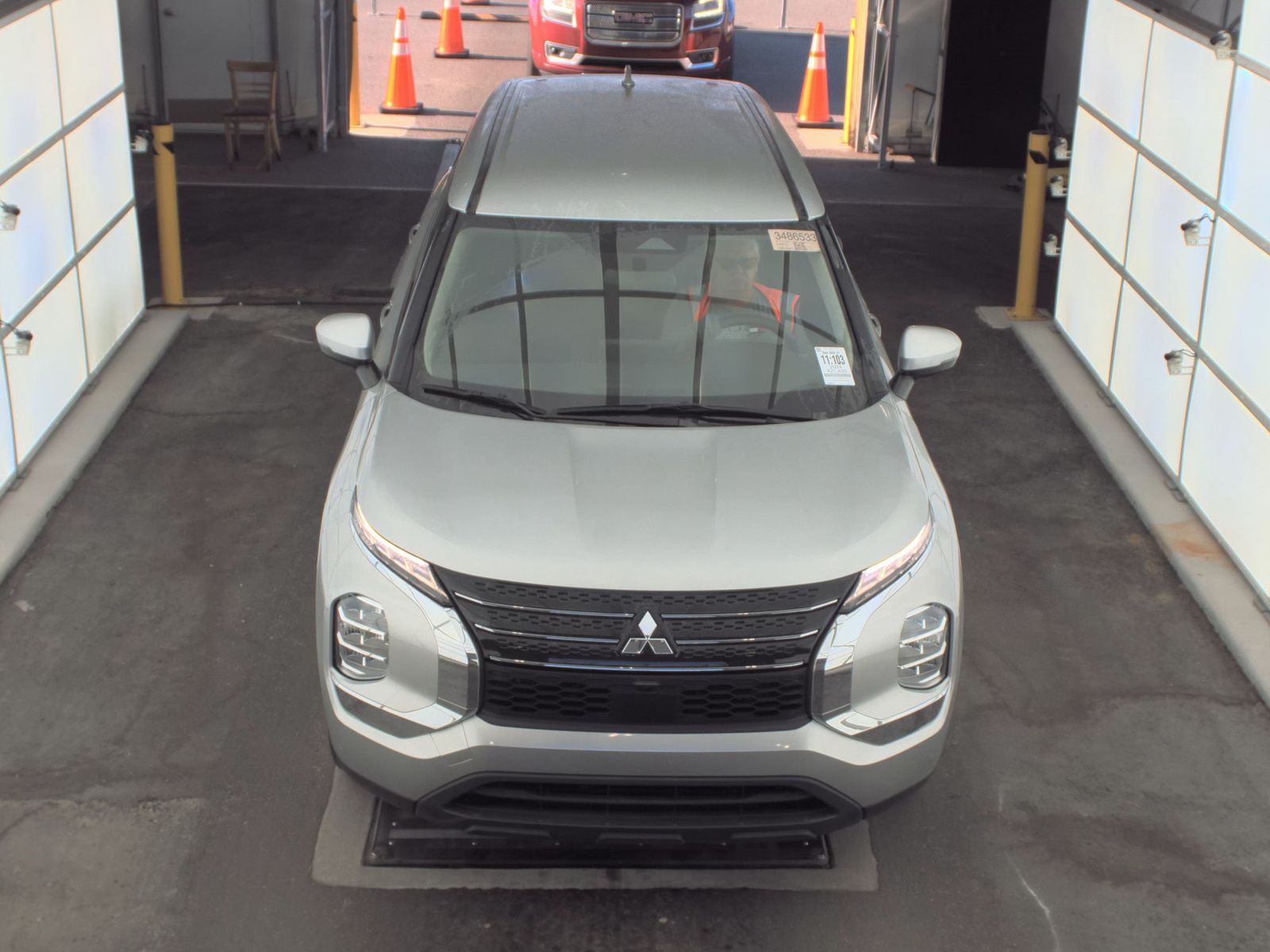 2024 Mitsubishi Outlander ES FWD