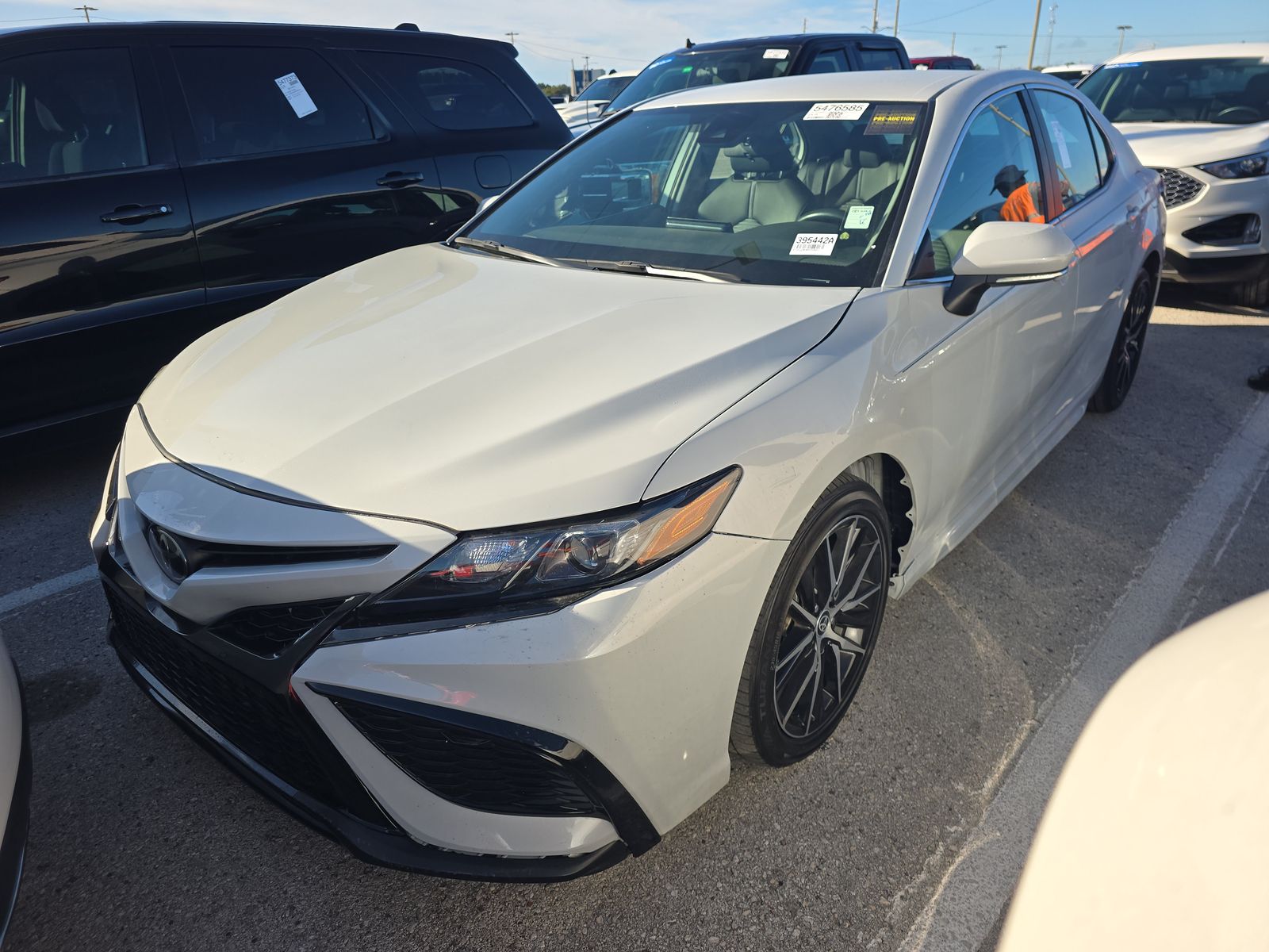 2024 Toyota Camry SE FWD