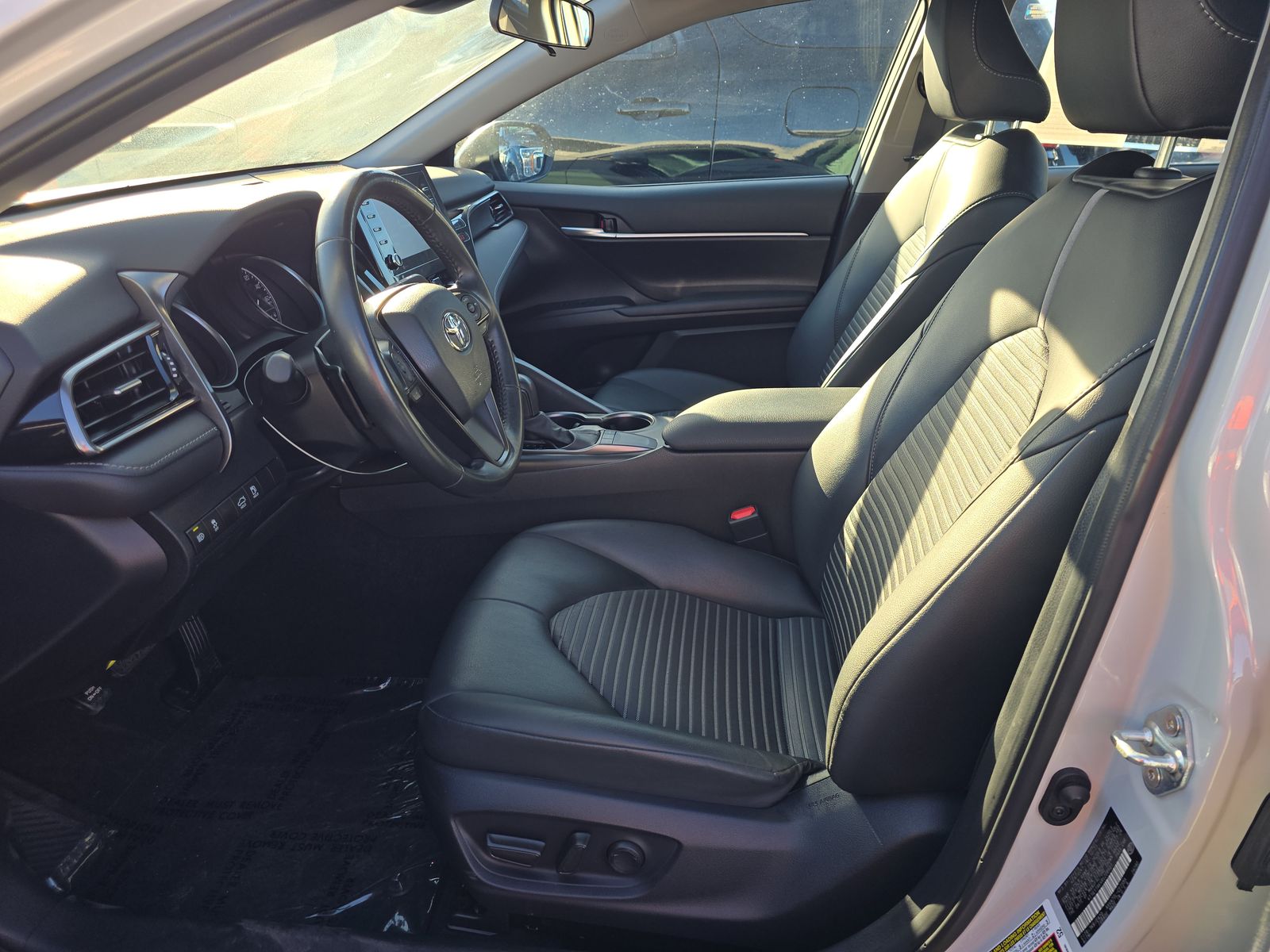 2024 Toyota Camry SE FWD