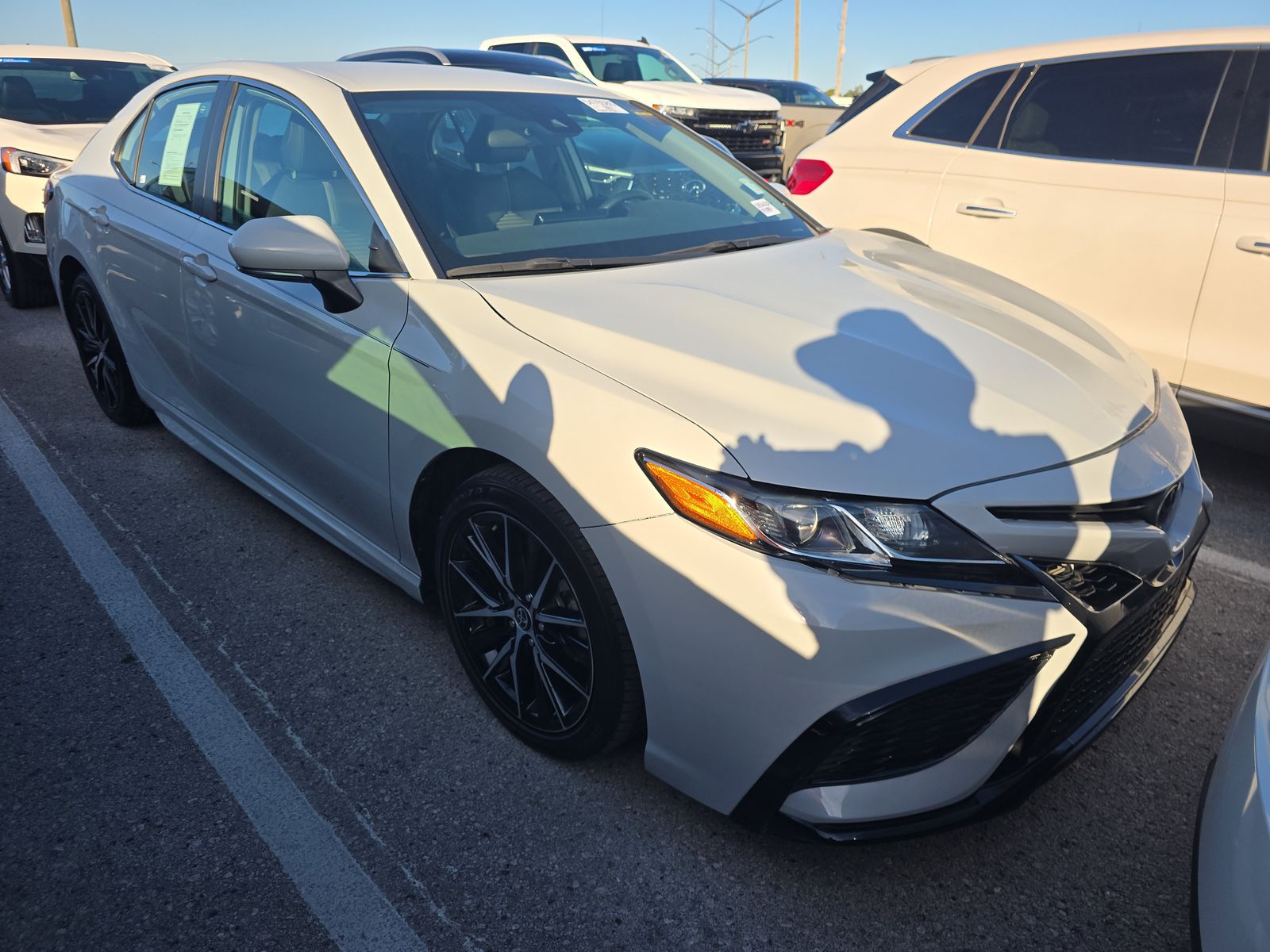 2024 Toyota Camry SE FWD