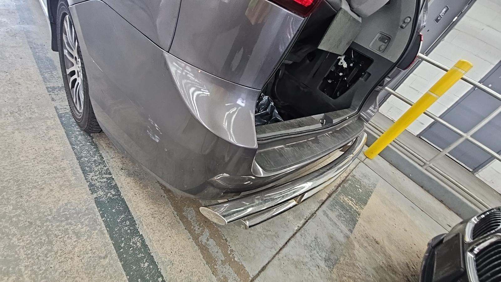 2019 Toyota Sienna XLE FWD
