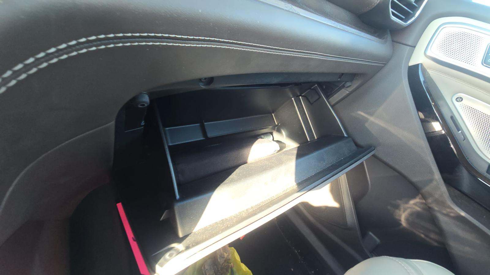 2022 Ford Explorer Platinum AWD