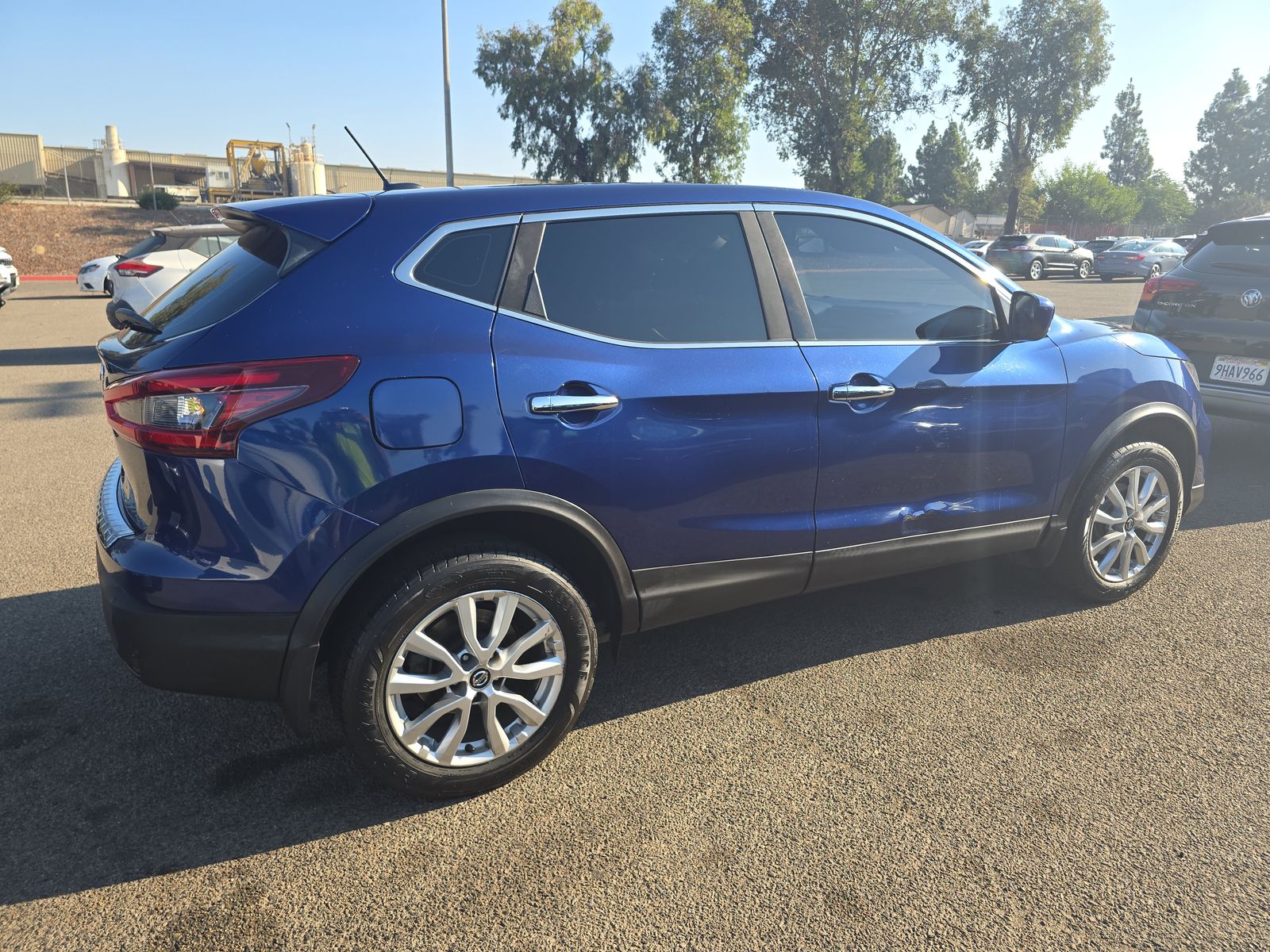 2020 Nissan Rogue Sport S FWD