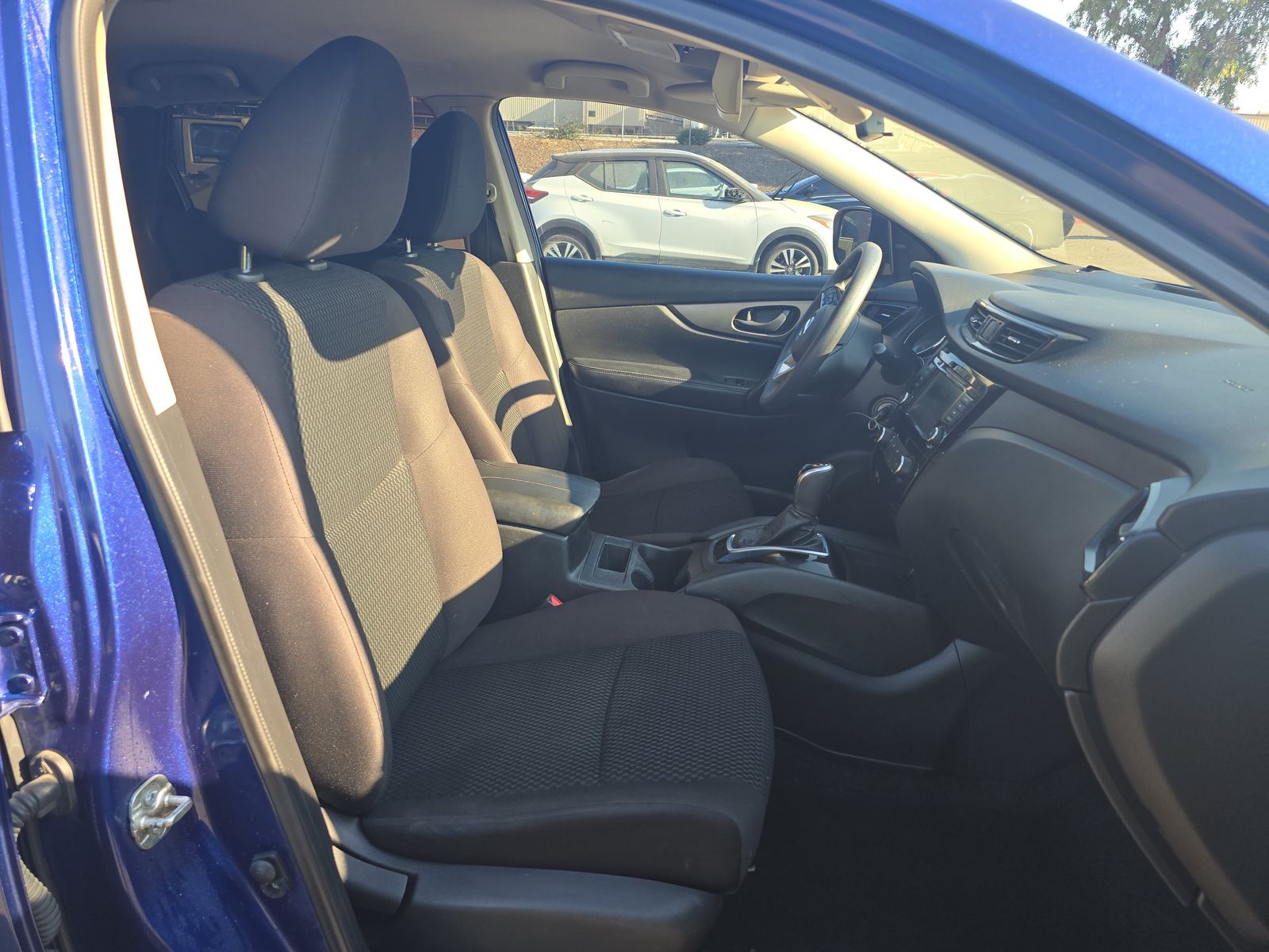 2020 Nissan Rogue Sport S FWD