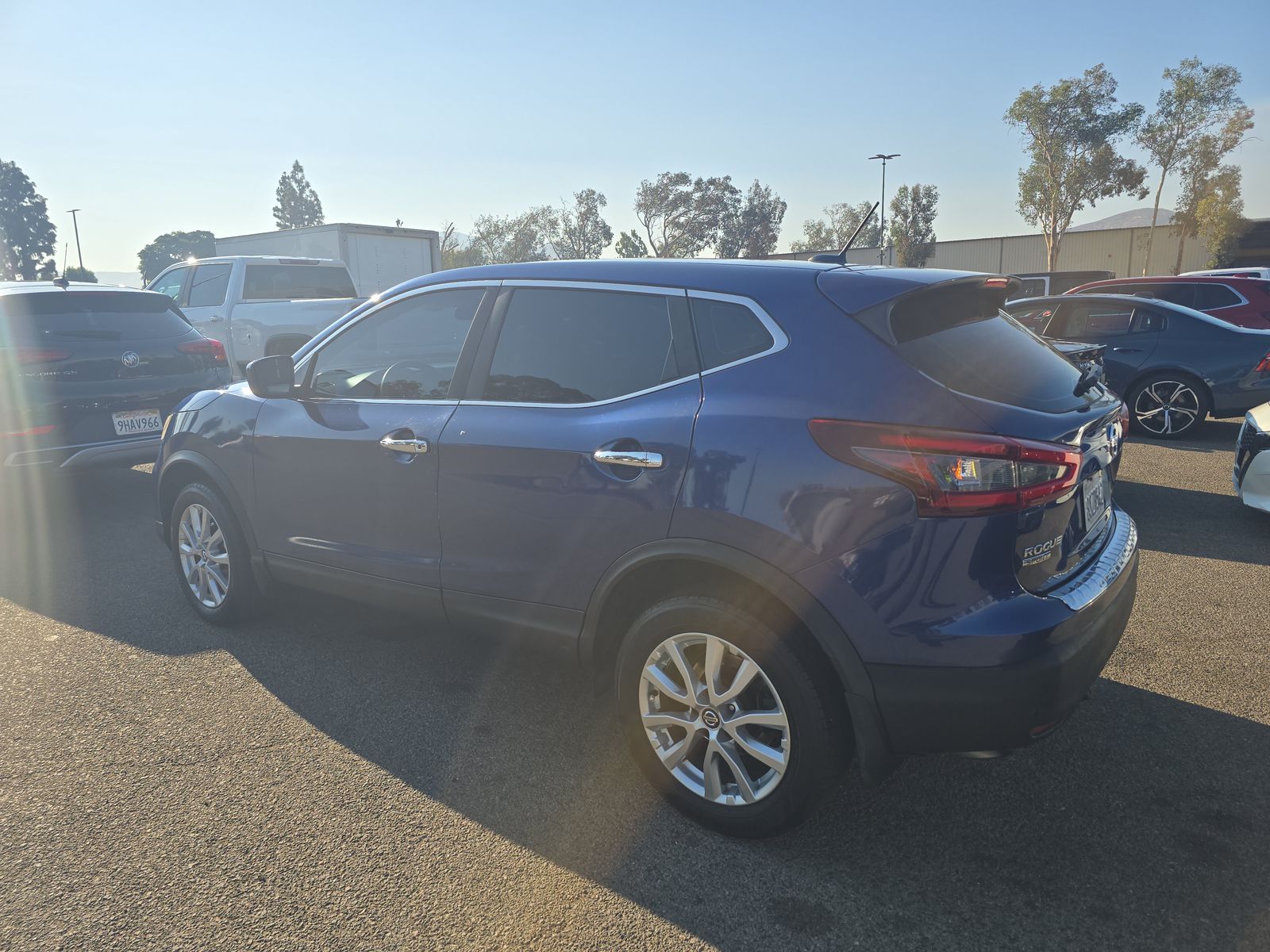 2020 Nissan Rogue Sport S FWD