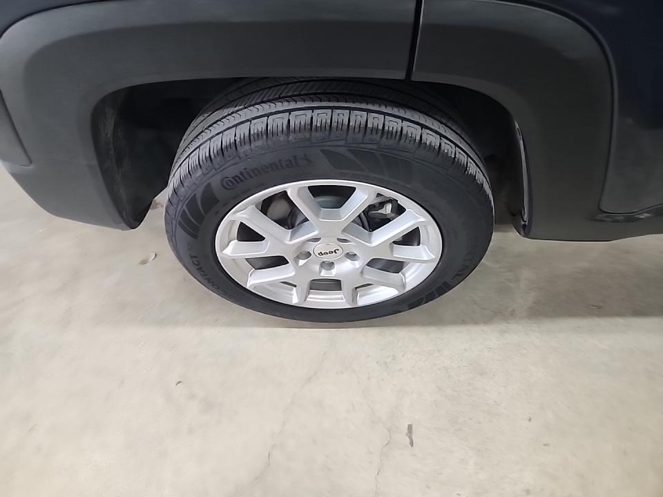 2023 Jeep Renegade Latitude AWD