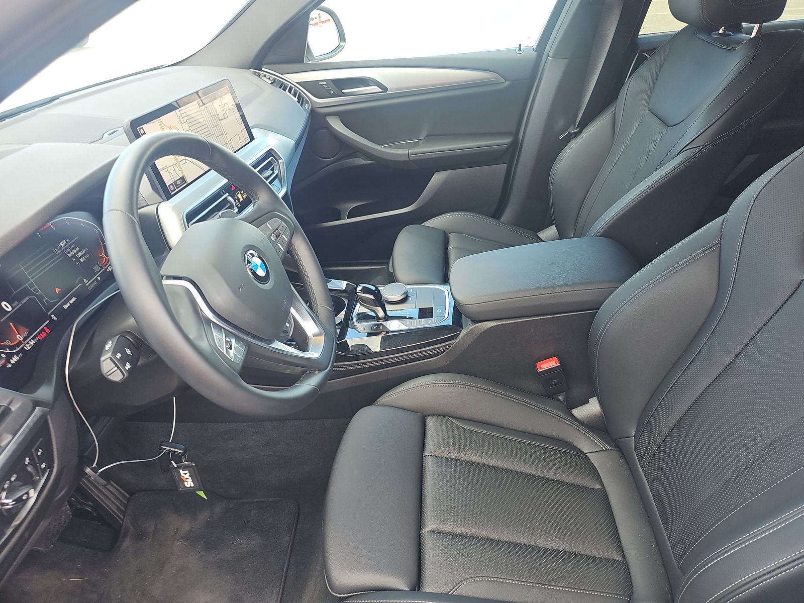 2025 BMW X4 xDrive30i AWD