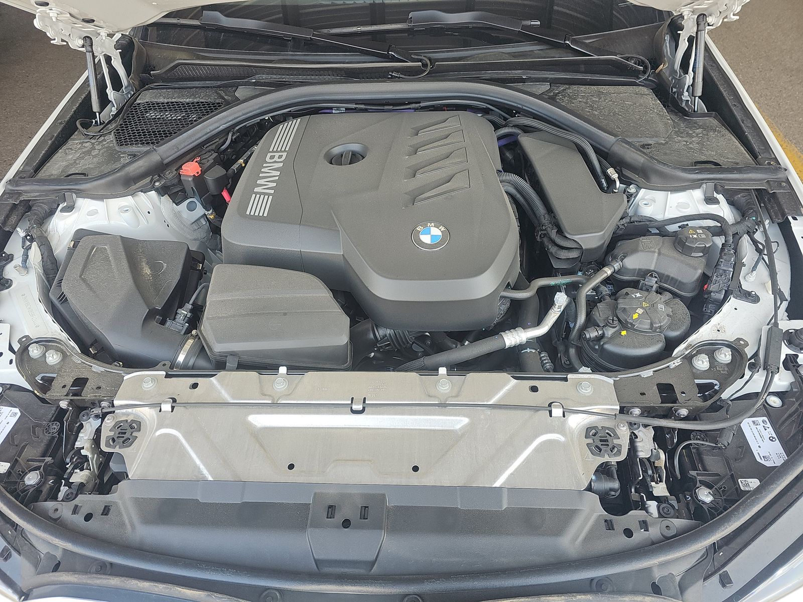 2025 BMW 3 Series 330i xDrive AWD