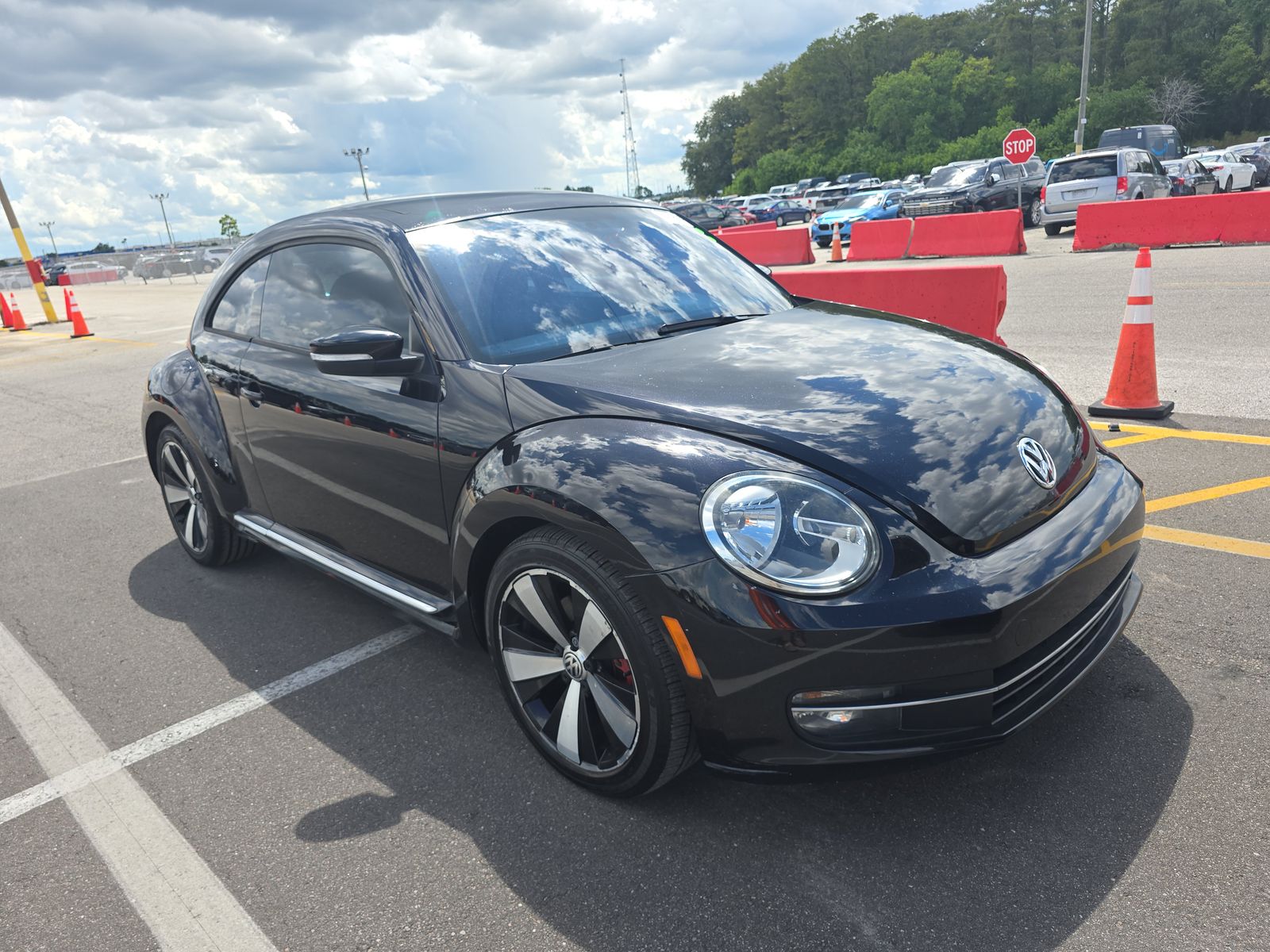 2012 Volkswagen Beetle 2.0T Turbo FWD