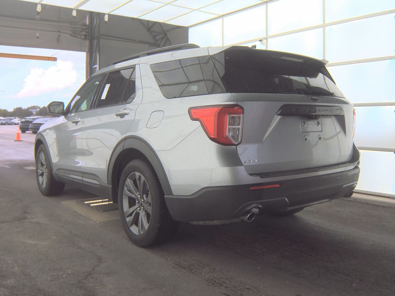 2022 Ford Explorer XLT RWD