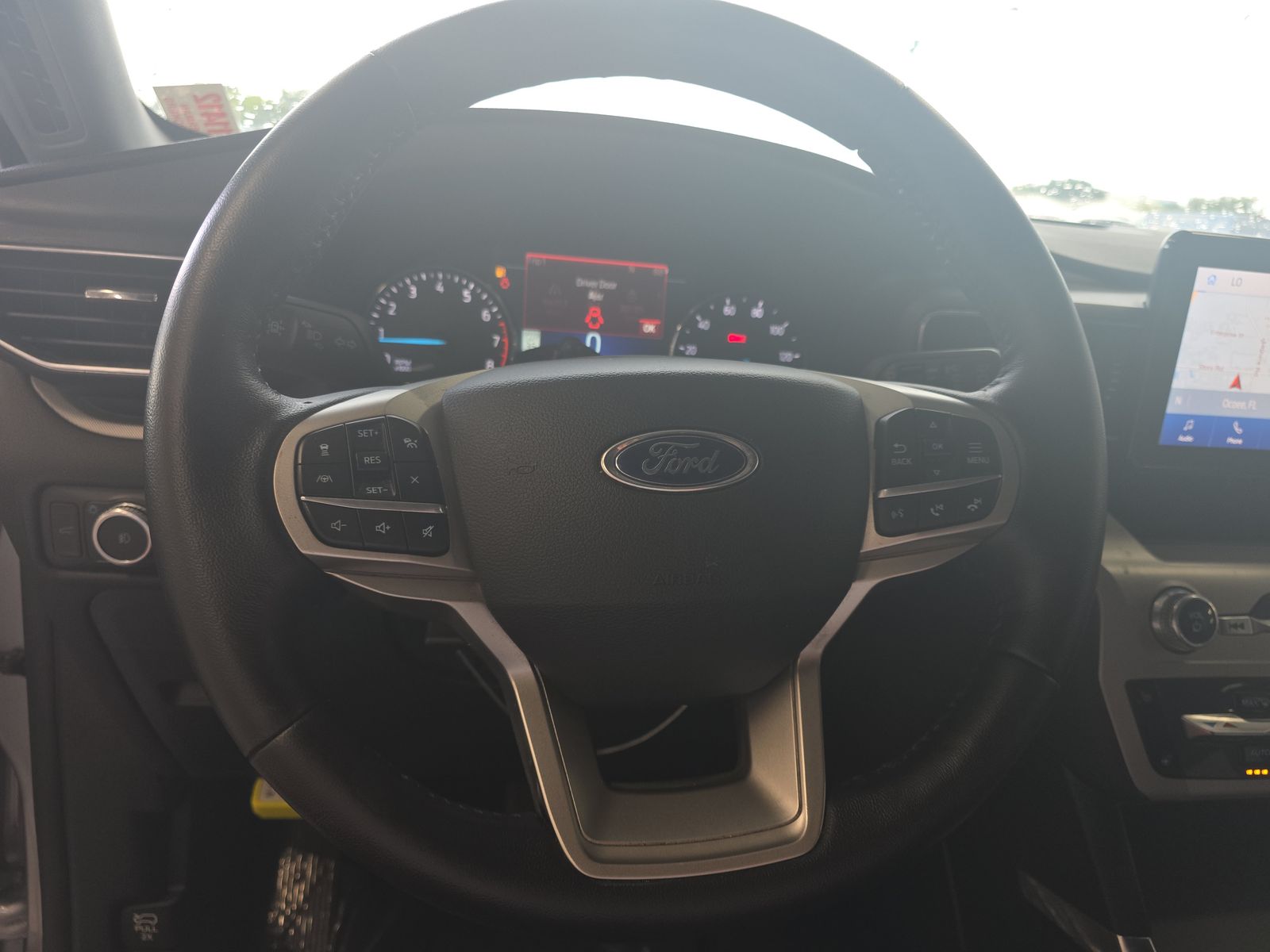 2022 Ford Explorer XLT RWD