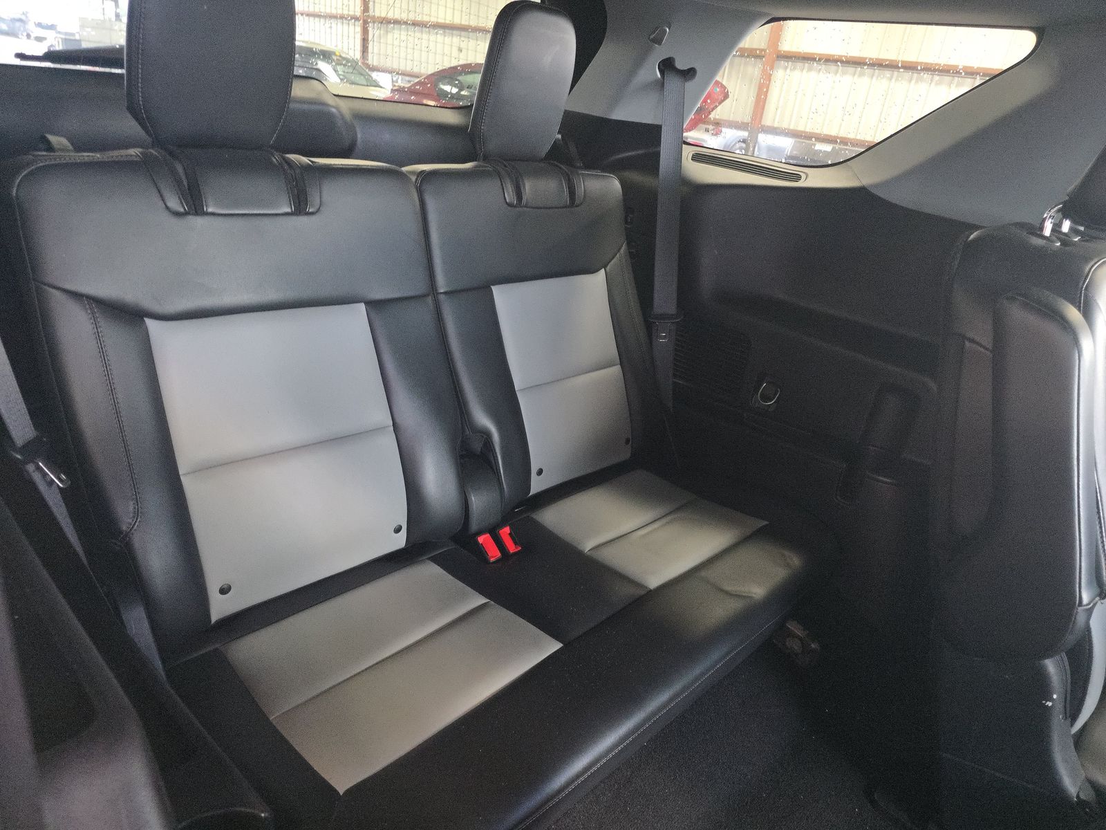2022 Ford Explorer XLT RWD