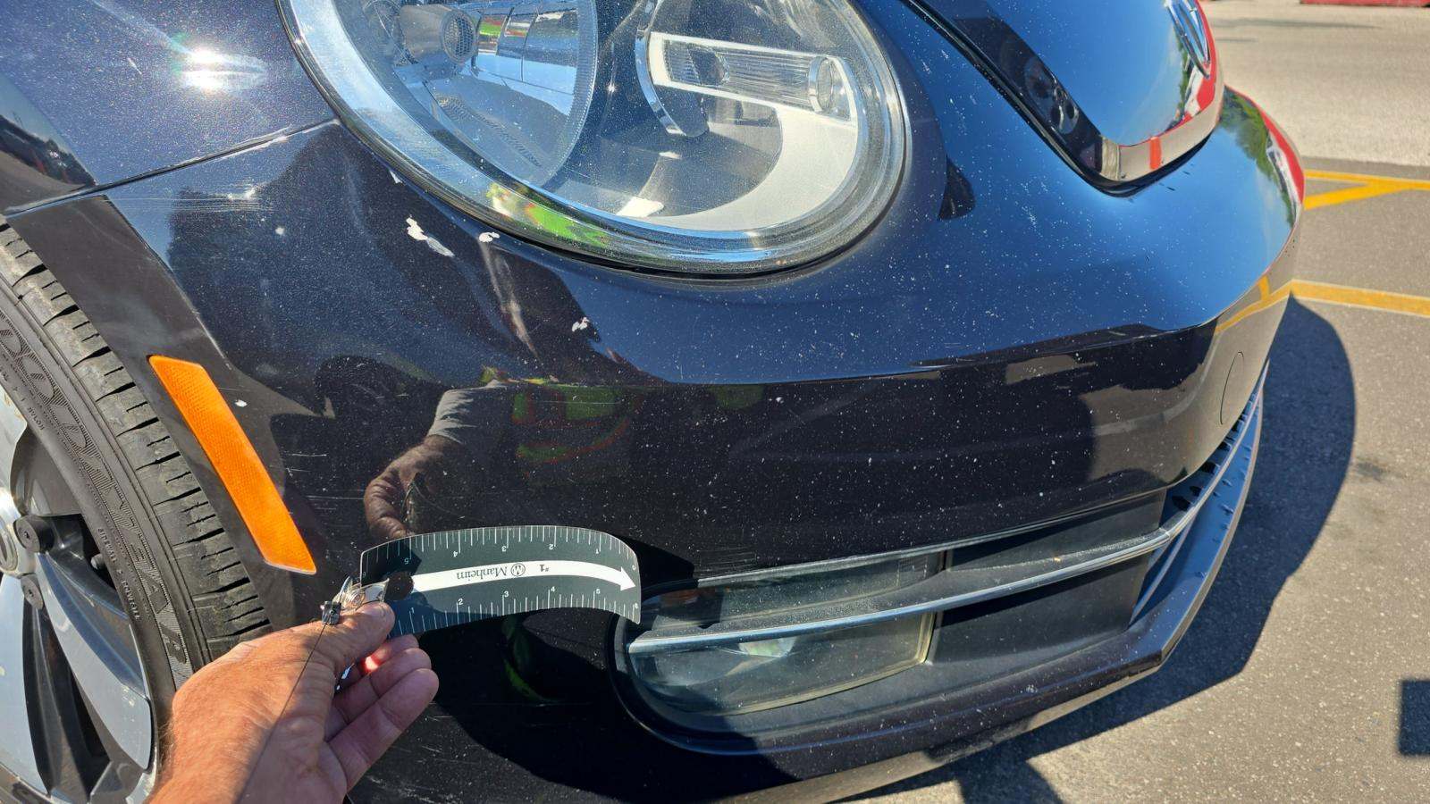 2012 Volkswagen Beetle 2.0T Turbo FWD